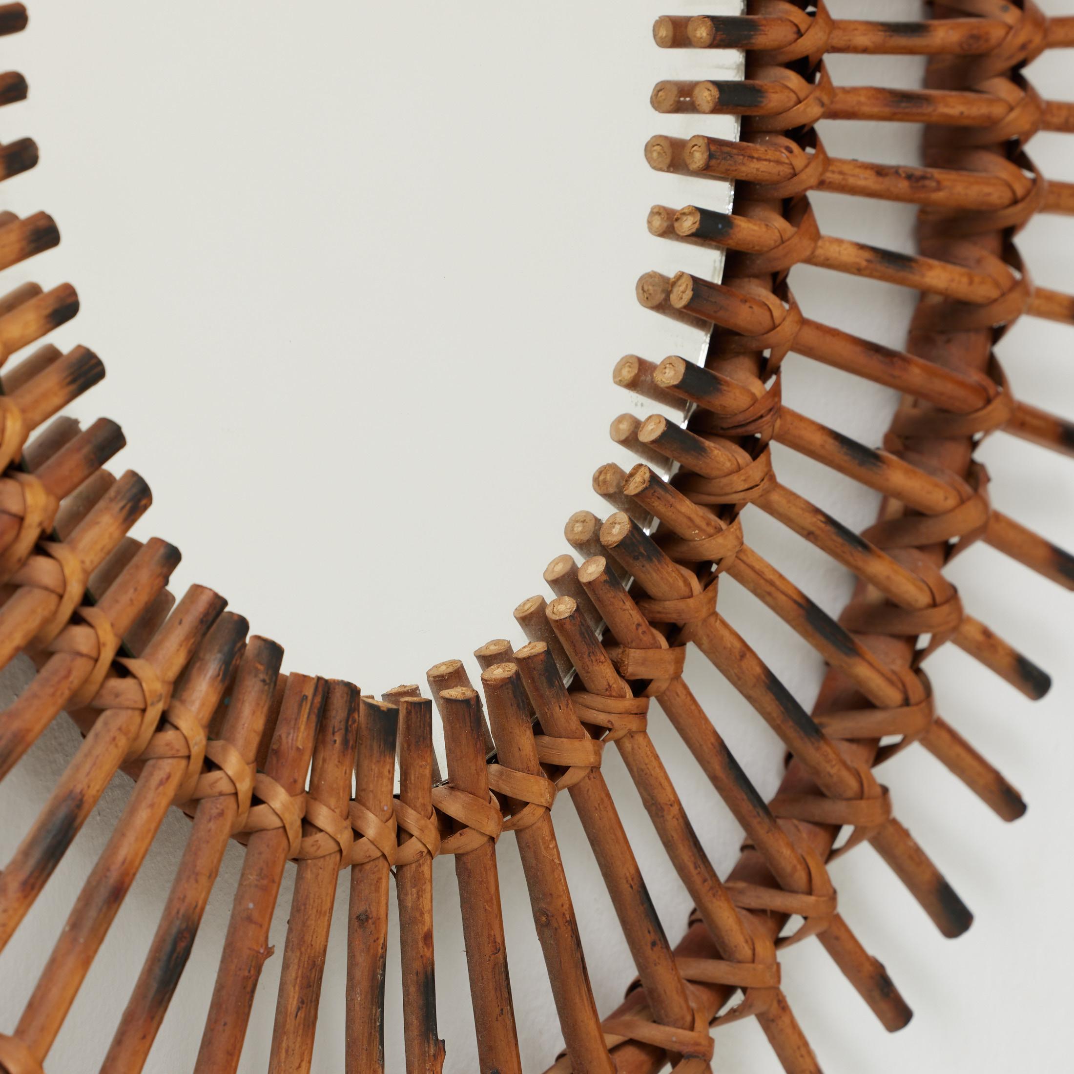Miroir Modernity Sunburst Bambou Rattan Handcraft, circa 1960 en vente 5