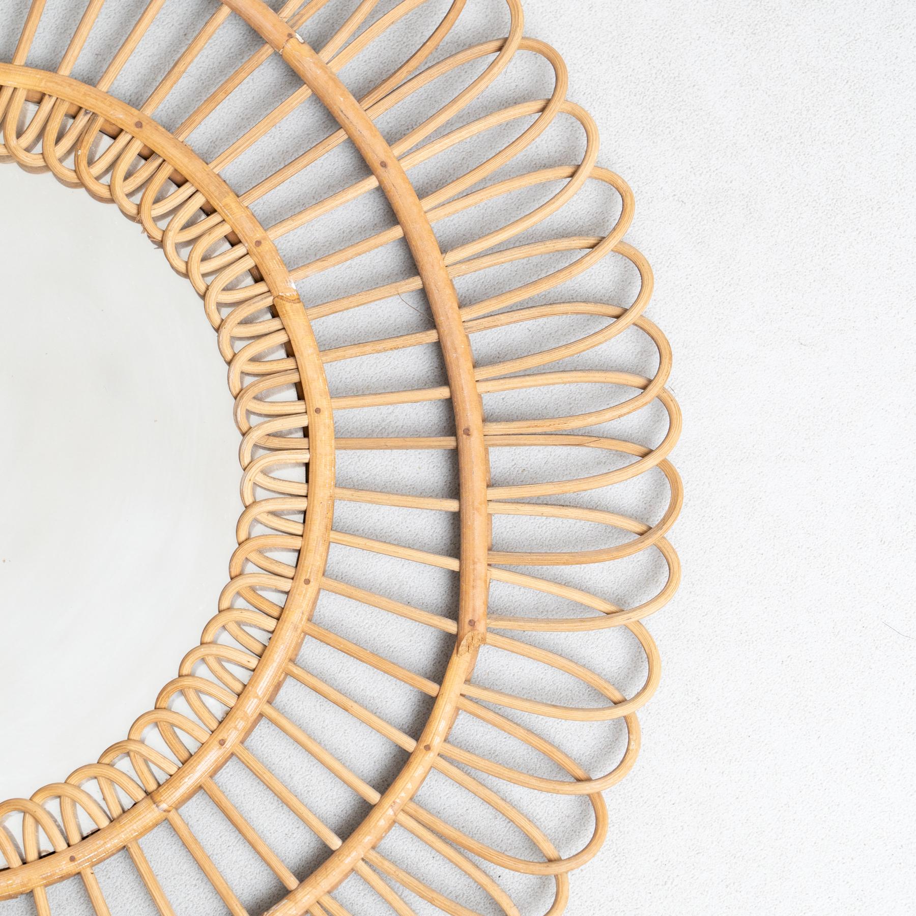 Miroir Modernity Sunburst Bambou Rattan Handcraft, circa 1960 en vente 1