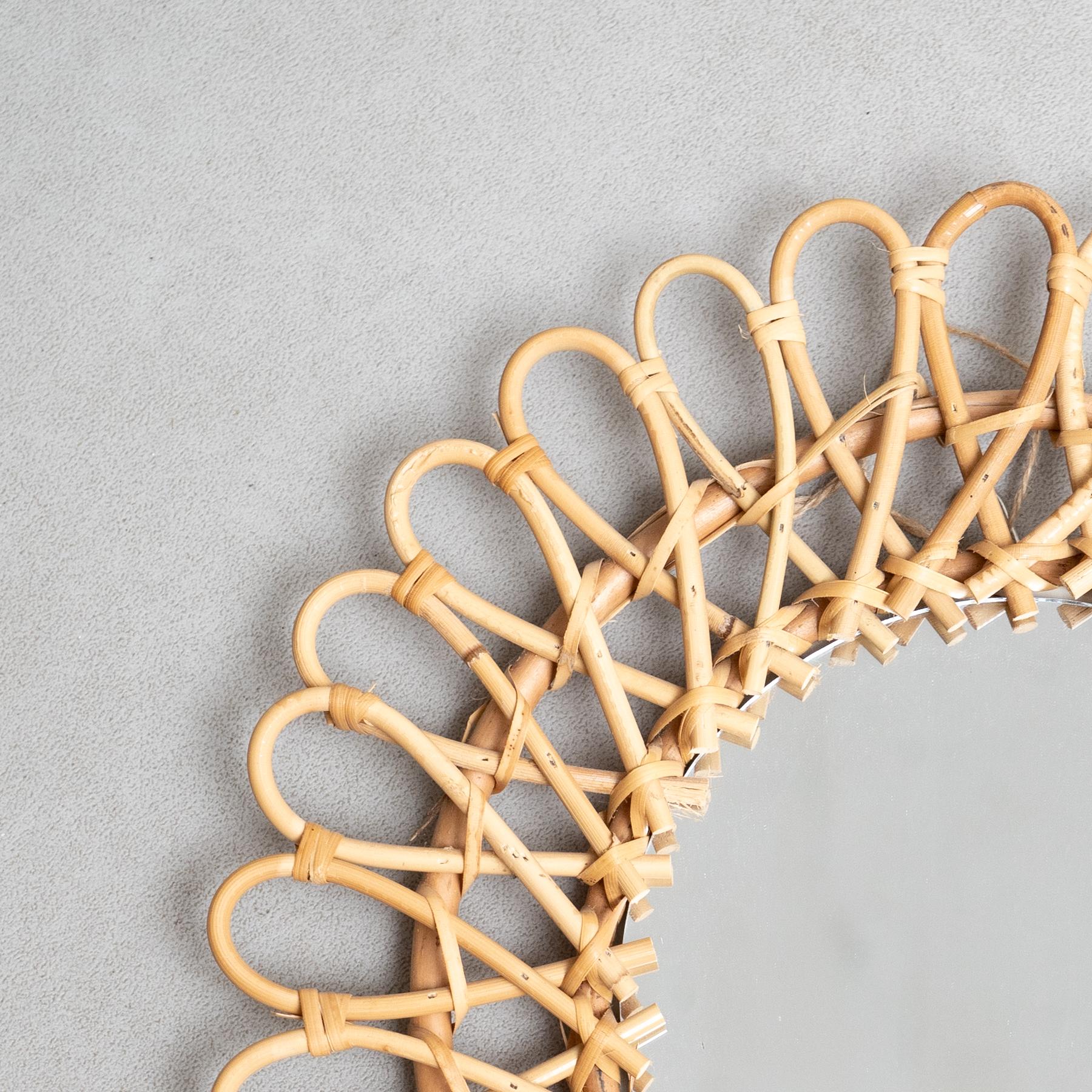 Miroir Modernity Sunburst Bambou Rattan Handcraft, circa 1960 en vente 2