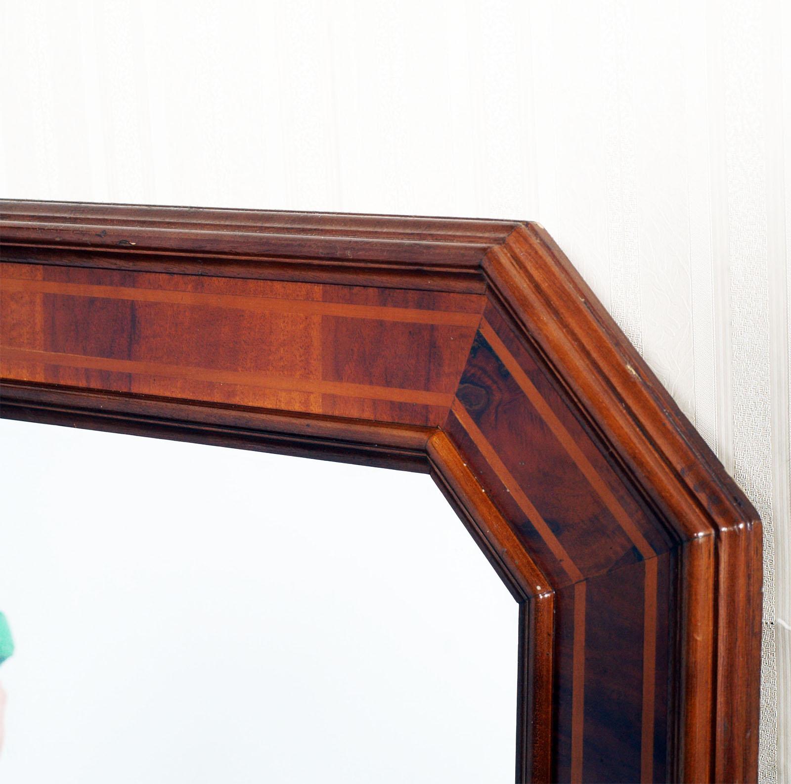 Mid-Century Modern Neoclassical  Octagonal Mirror with Frame in veneered Walnut Beech tree inlaid For Sale