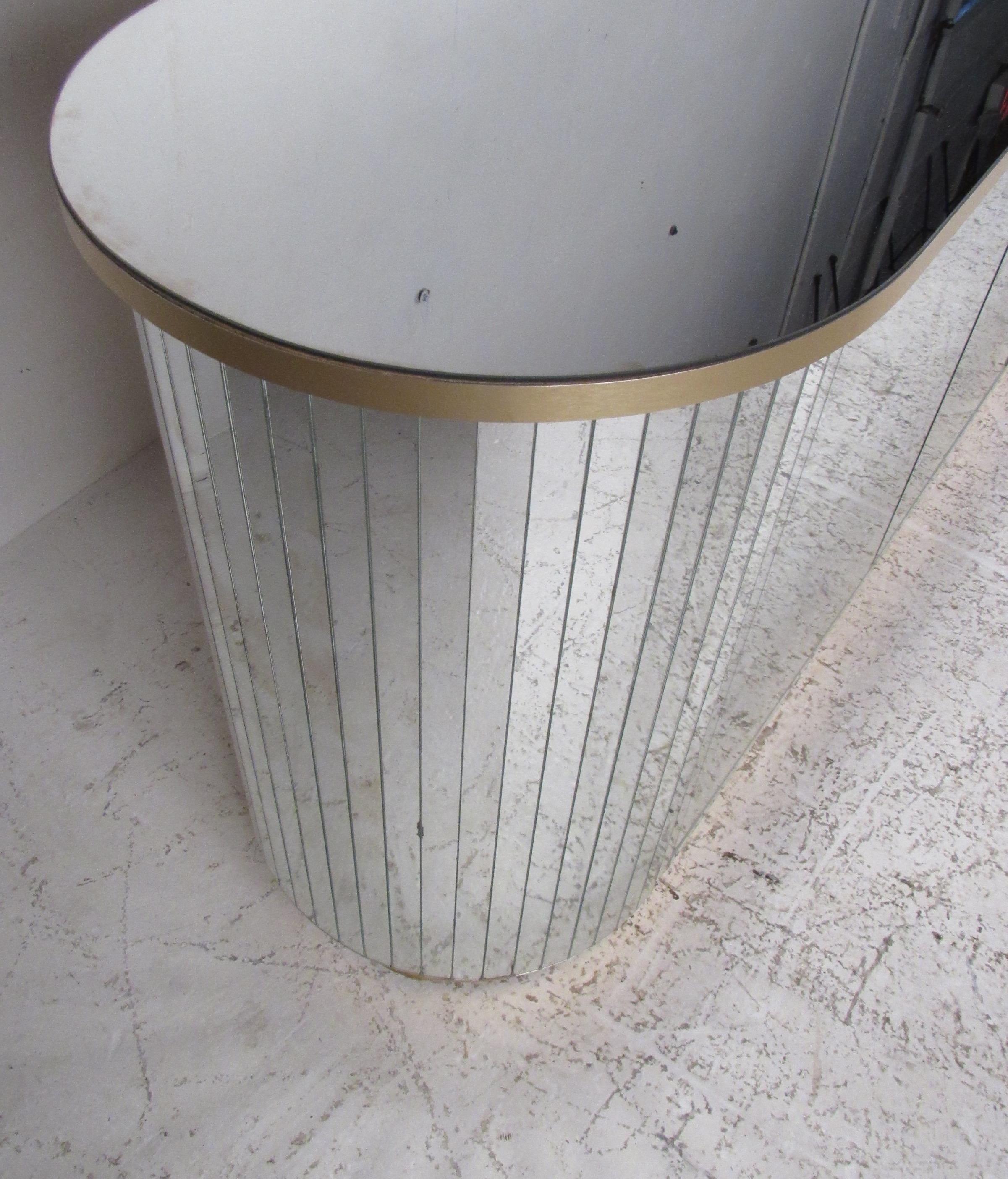 Mid-Century Modern Mirrored Credenza 2