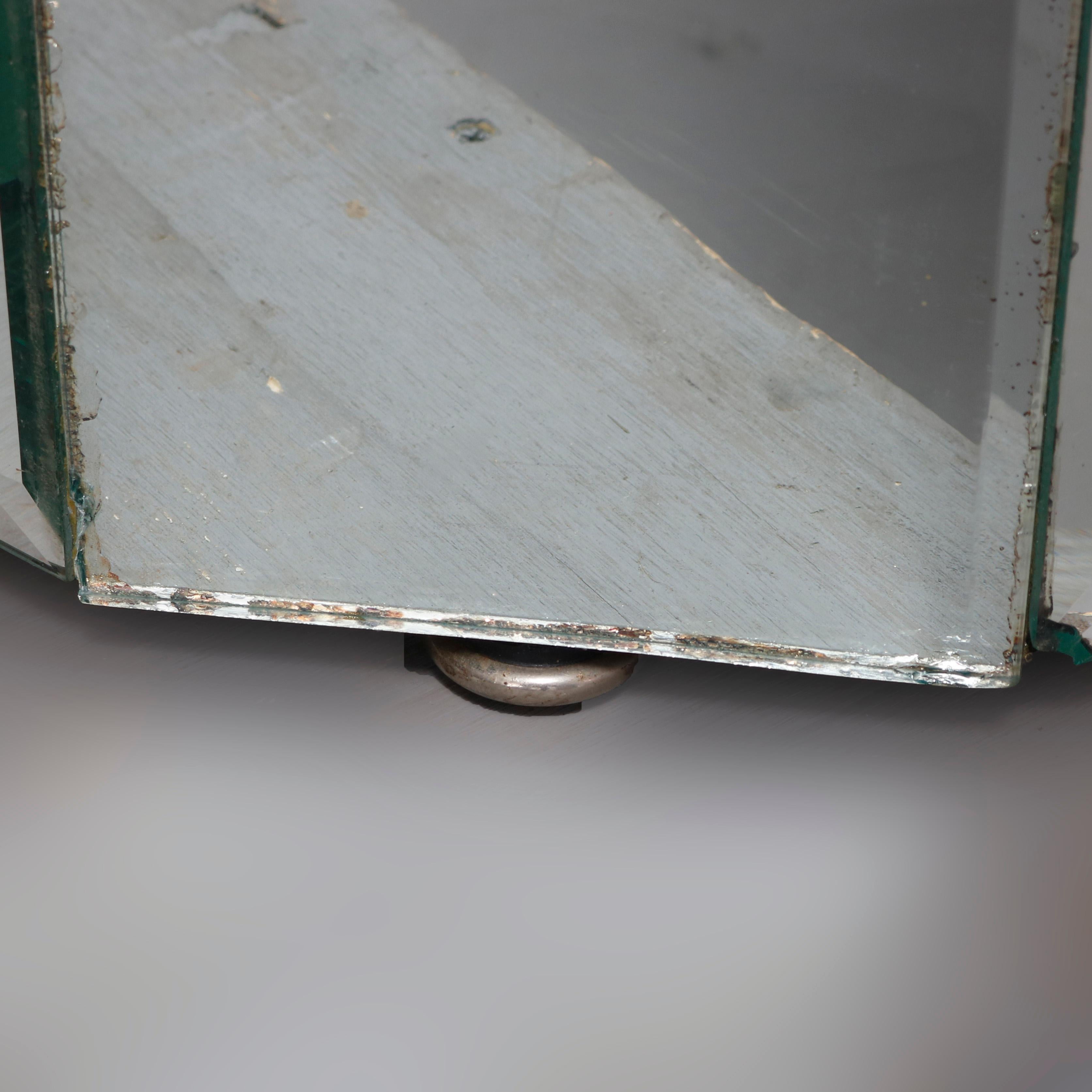 Mid-Century Modern Mirrored Faceted Plant Stand, circa 1960 8