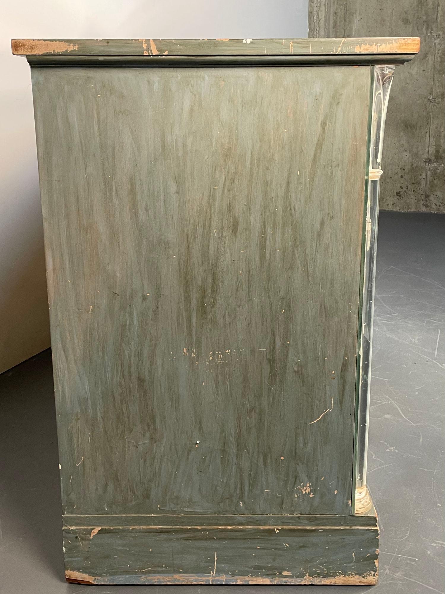 Grosfeld House, Mid-Century Modern, Glassics Series, Mirrored Cabinet, 1930s For Sale 13