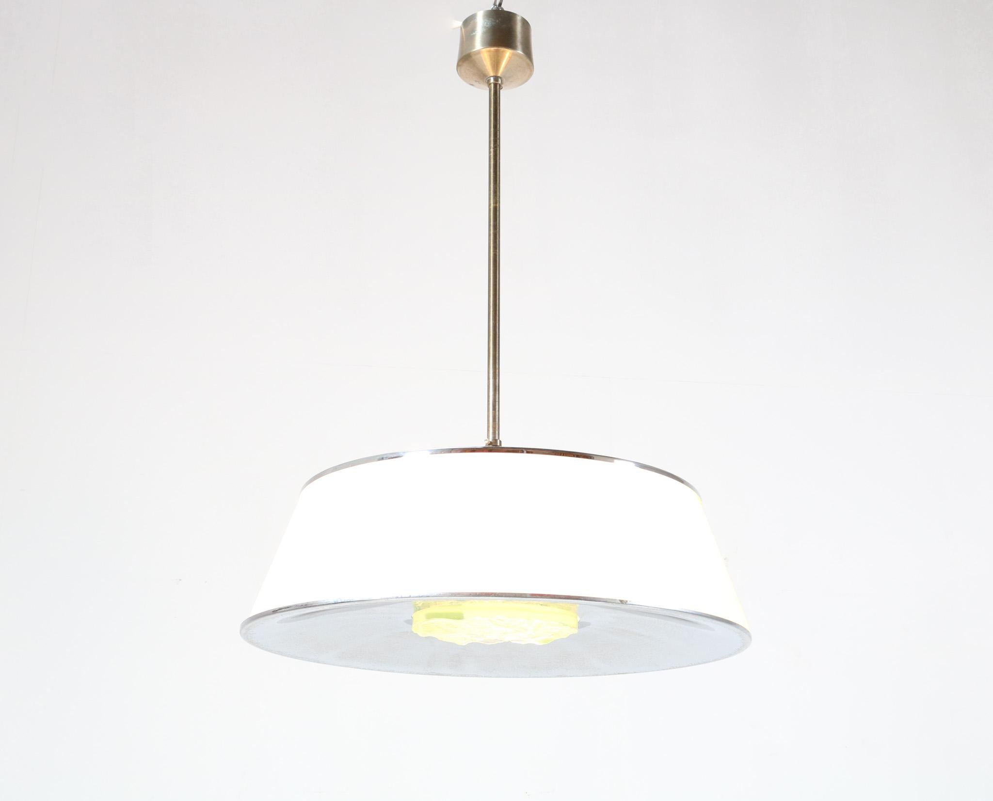 Stunning Mid-Century Modern Model 2364 pendant lamp.
Design by Max Ingrand for Fontana Arte Milano.
Striking Italian design from the 1960s.
This iconic piece of design consists of a large sandblasted opaline conical cylinder sitting on top of a