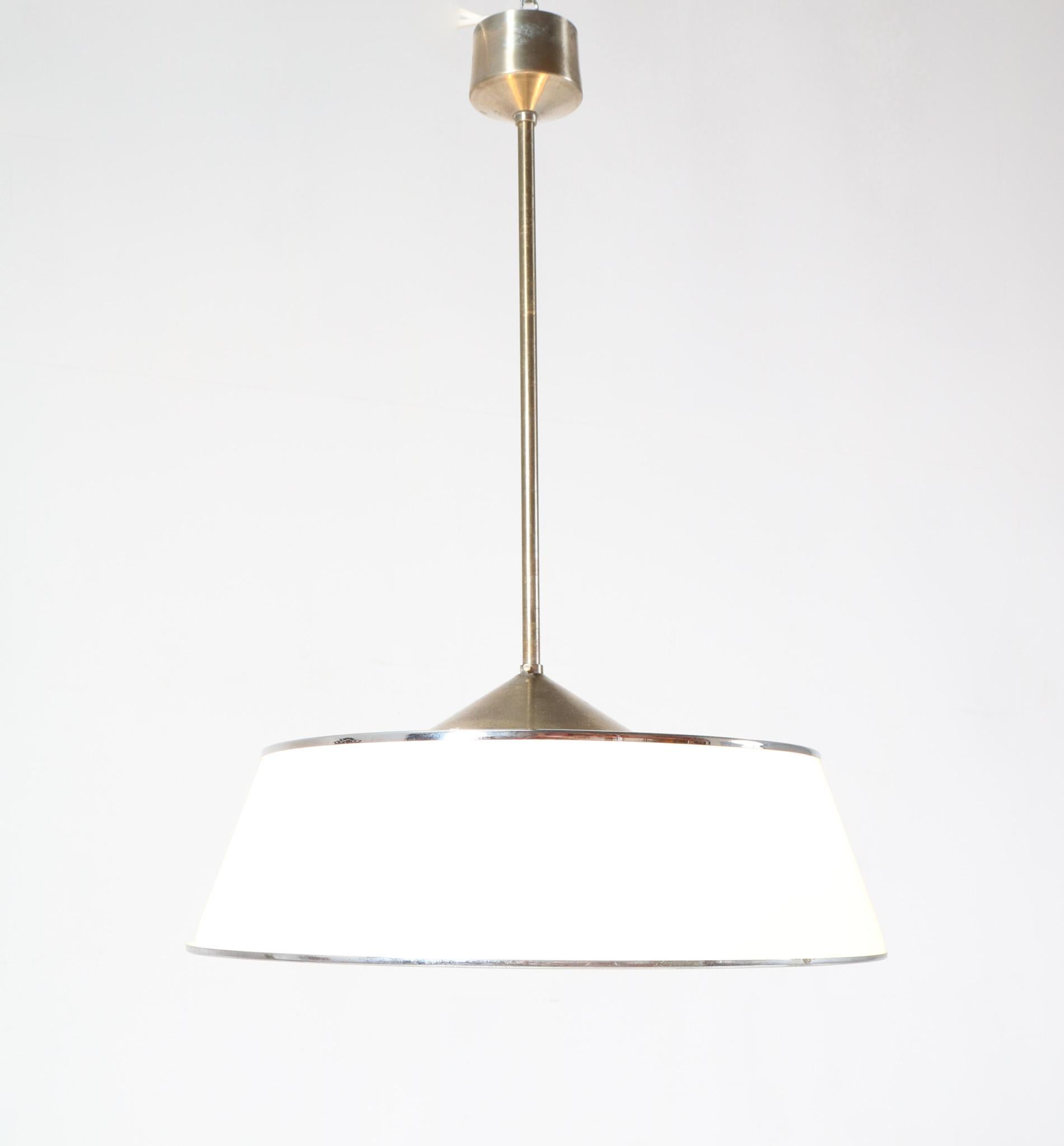 Mid-Century Modern Model 2364 Pendant Lamp by Max Ingrand for Fontana Arte In Good Condition For Sale In Amsterdam, NL