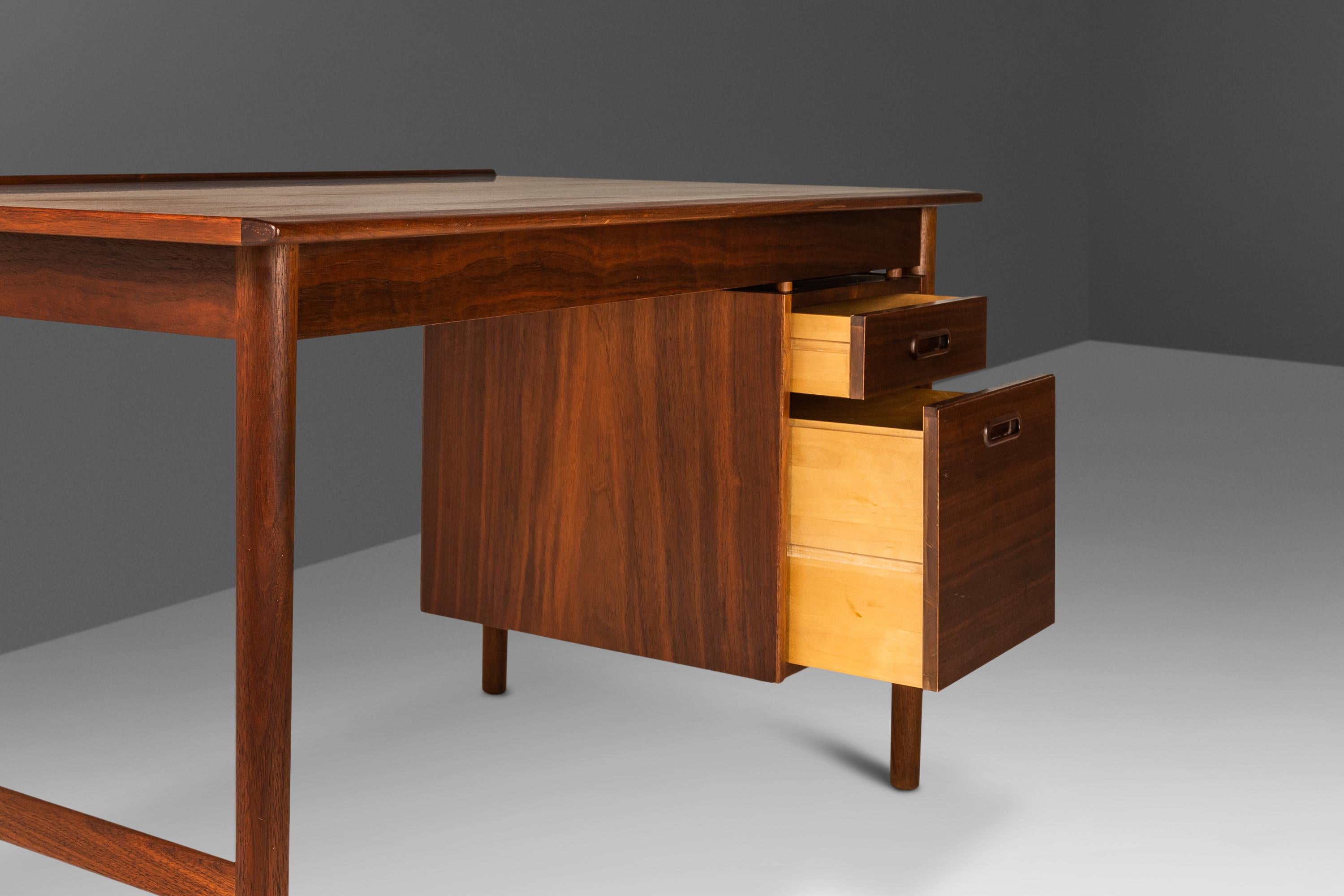 Mid Century Modern Model 541 Walnut Writer's Desk by Folke Ohlsson for DUX 1960s 9