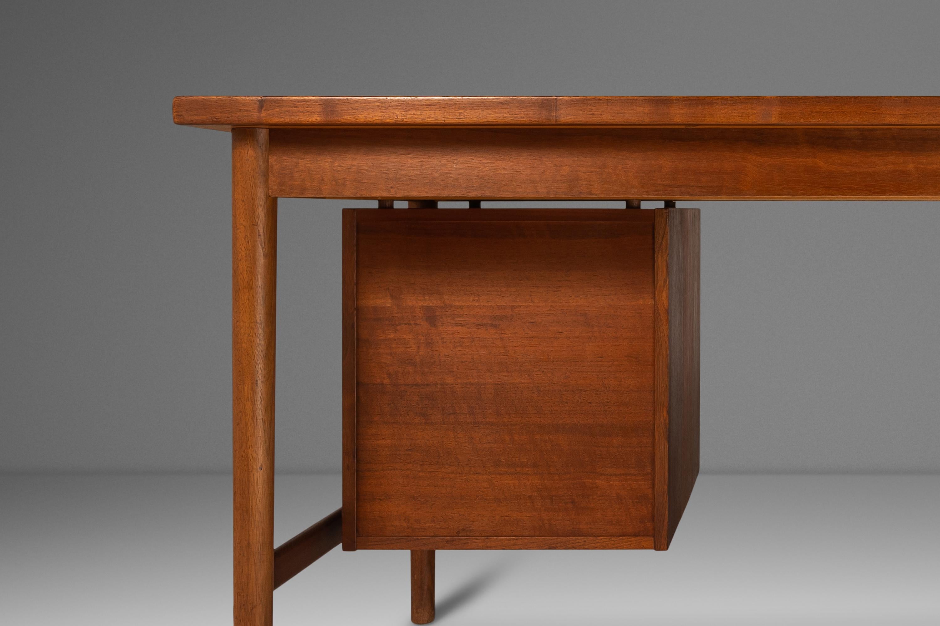 Mid Century Modern Model 541 Walnut Writer's Desk by Folke Ohlsson for DUX 1960s 11