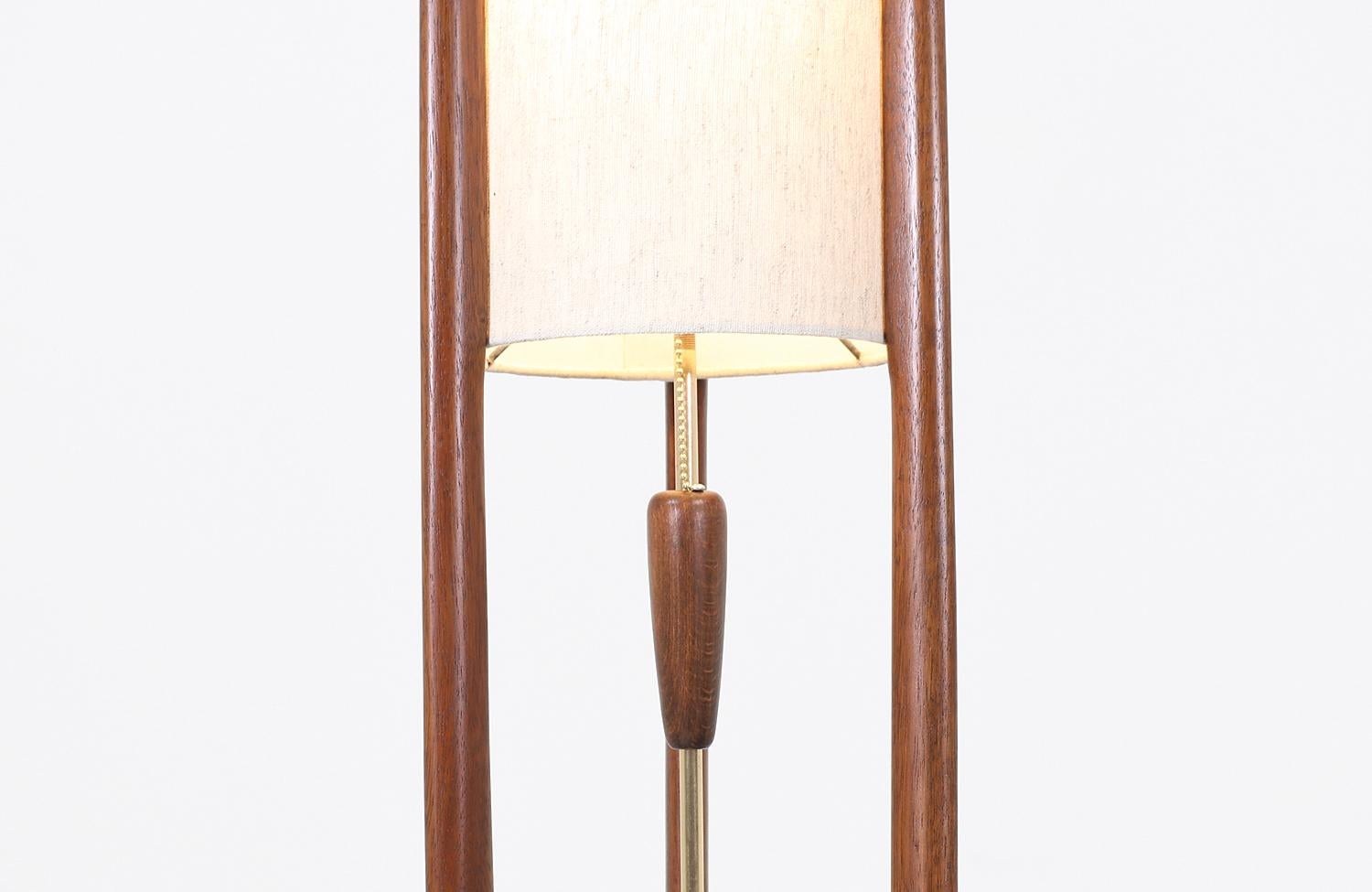 American Mid-Century Modern Modeline Tall Floor lamp