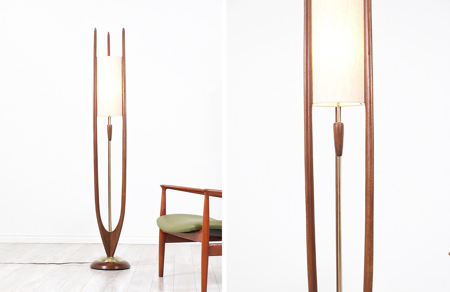 Polished Mid-Century Modern Modeline Tall Floor lamp