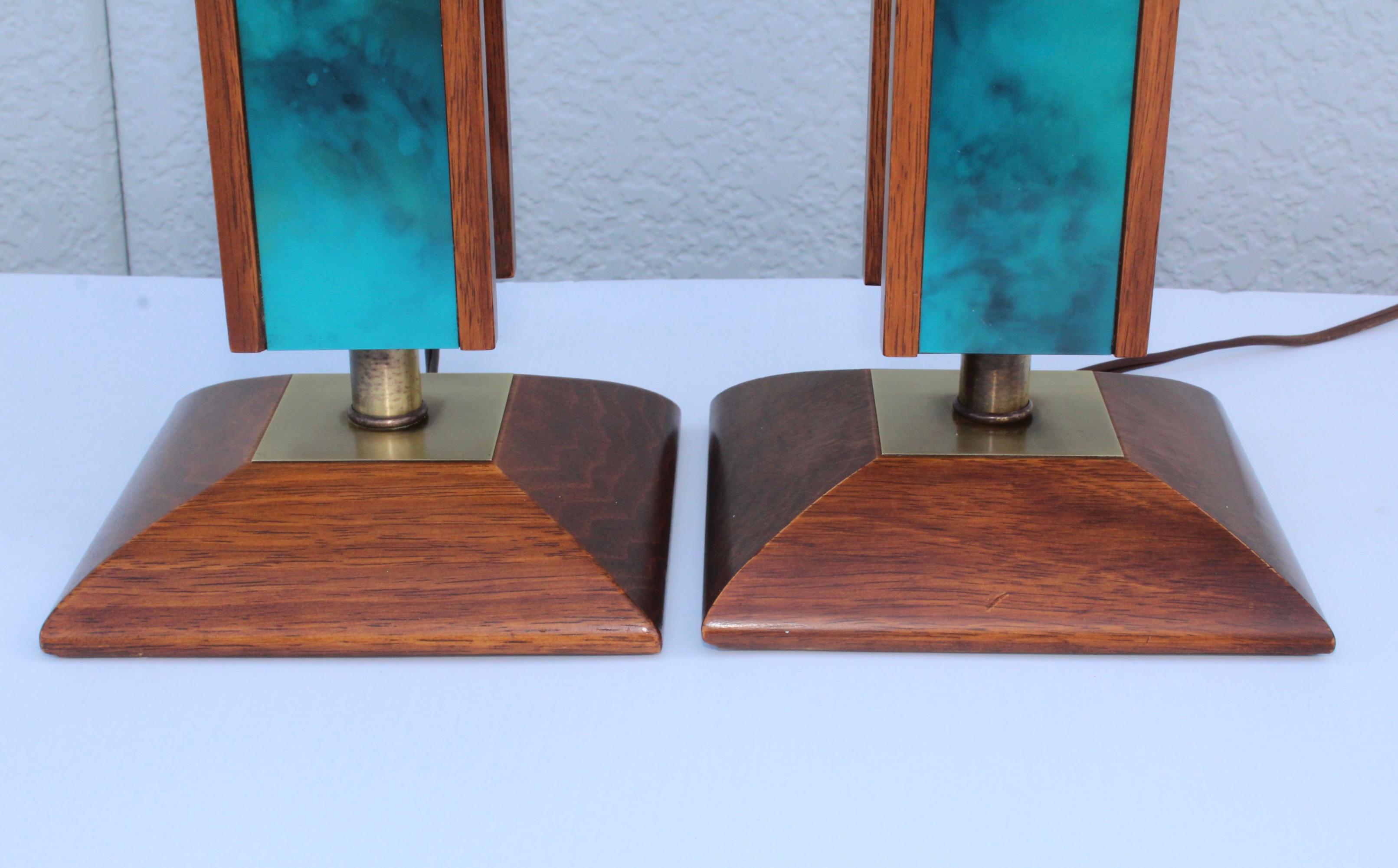 Mid-Century Modern Modeline Walnut Table Lamps 4