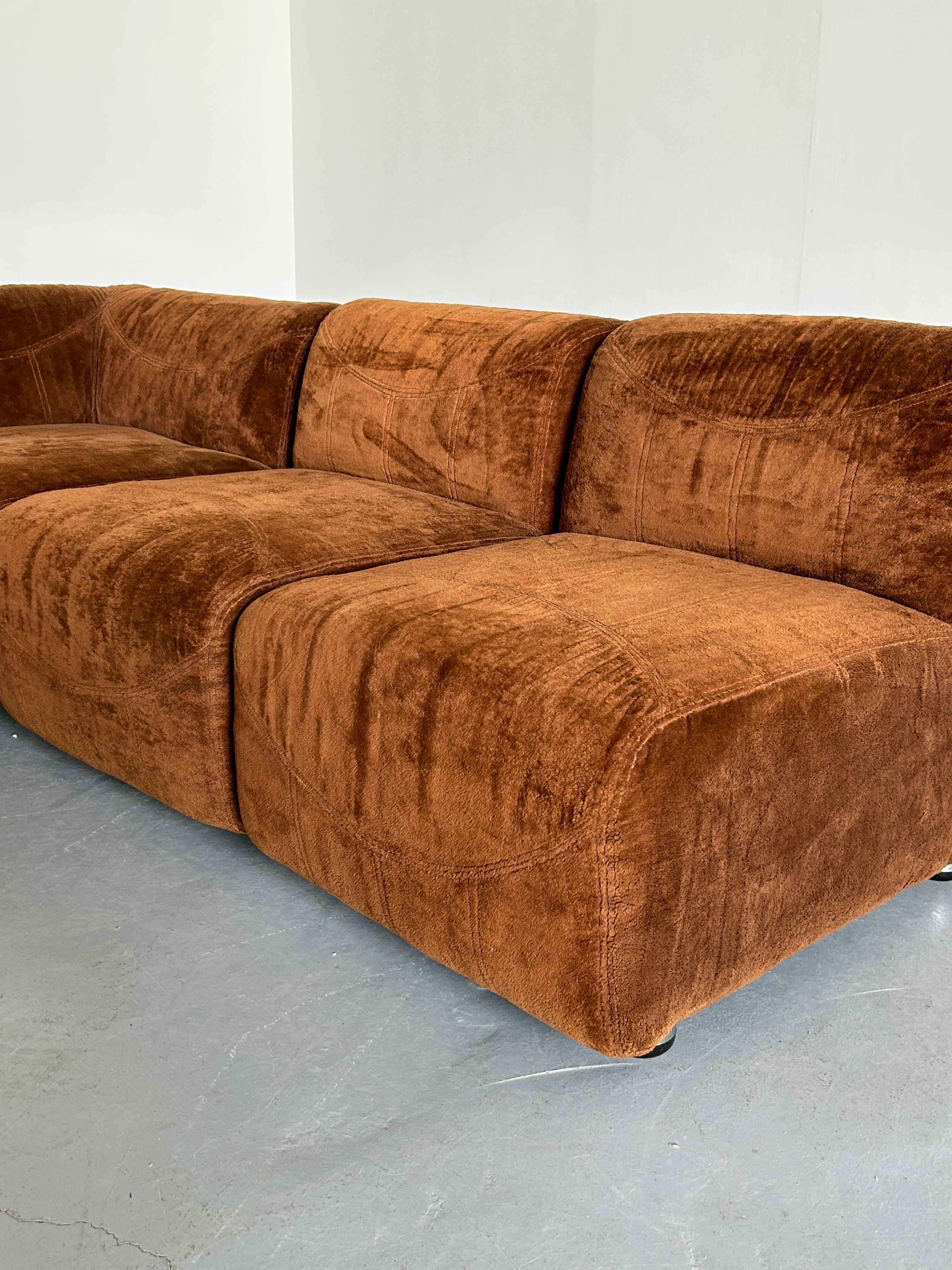 Mid-Century Modern Modular Corner Sofa Brown Velvet Fabric, 1970s Italy 5