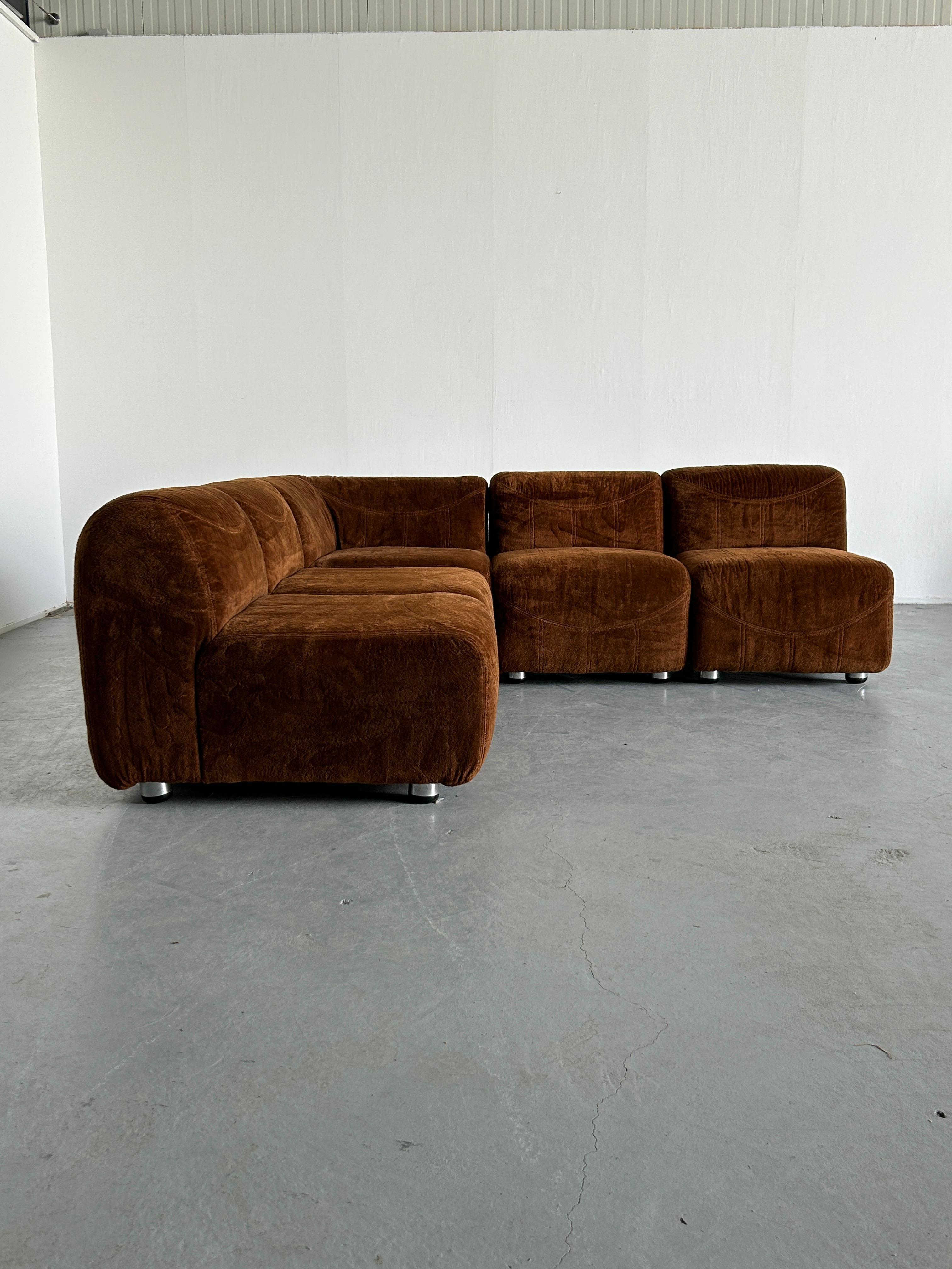 Late 20th Century Mid-Century Modern Modular Corner Sofa Brown Velvet Fabric, 1970s Italy