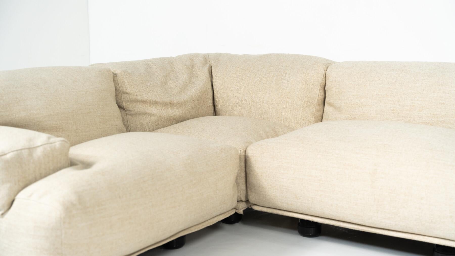 Italiano Divano modulare Fiandra della metà del secolo scorso di Vico Magistretti, Cassina, anni '70