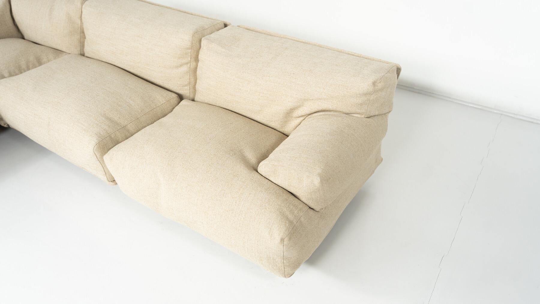 Divano modulare Fiandra della metà del secolo scorso di Vico Magistretti, Cassina, anni '70 2