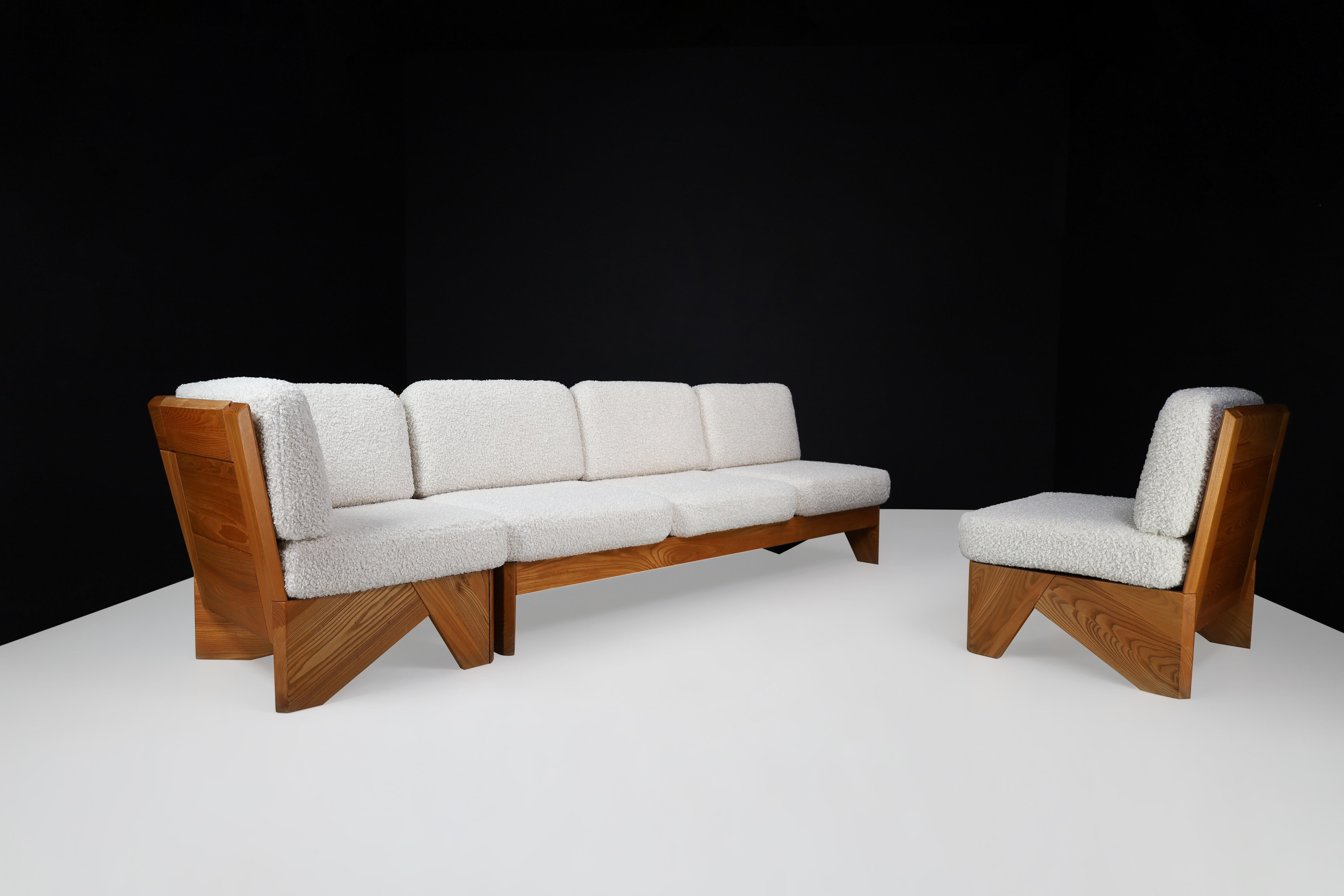 Mid-Century Modern Modular Sofa in Elmwood and Bouclé, France, 1970s For Sale 9