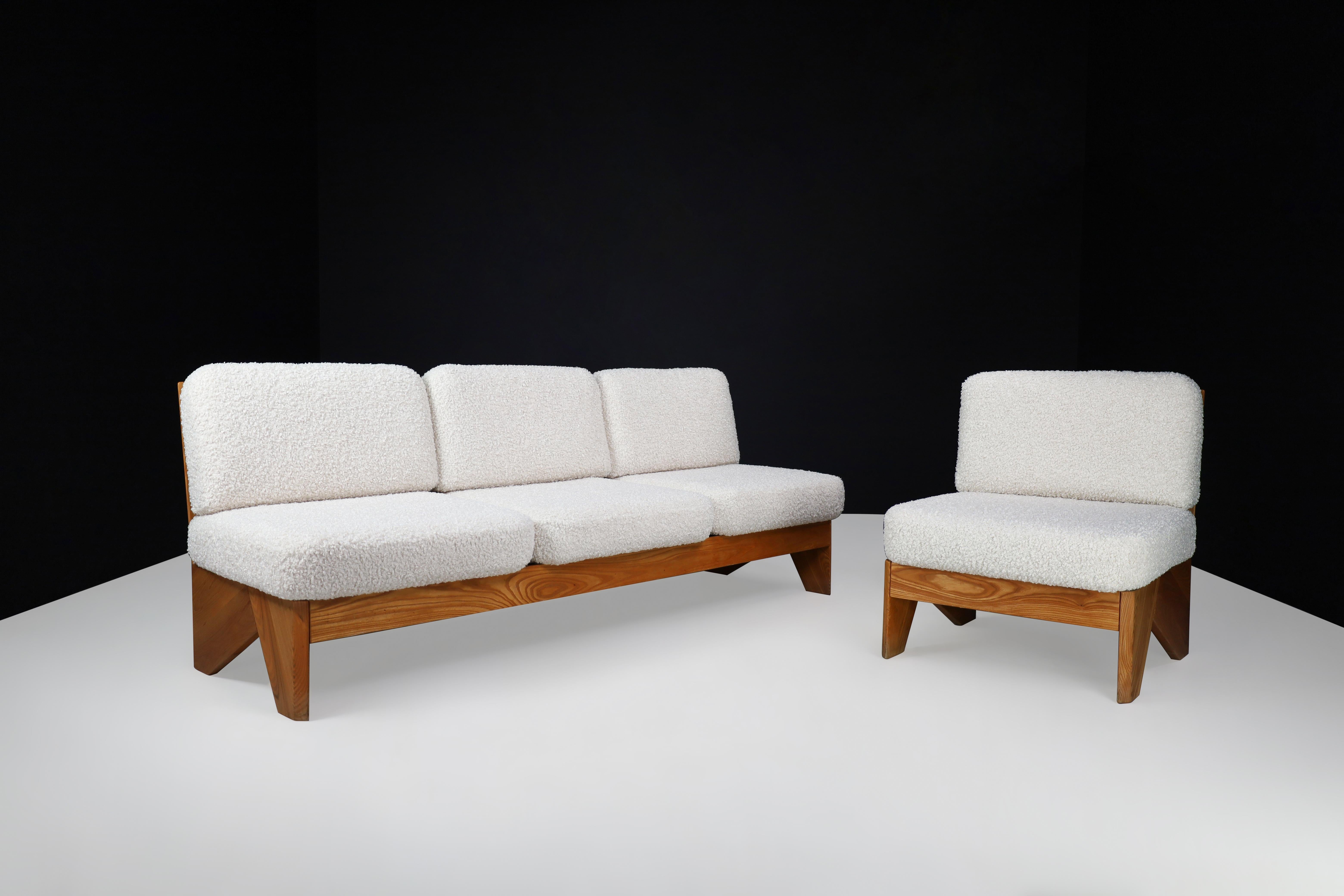 Mid-Century Modern Modular Sofa in Elmwood and Bouclé, France, 1970s For Sale 10