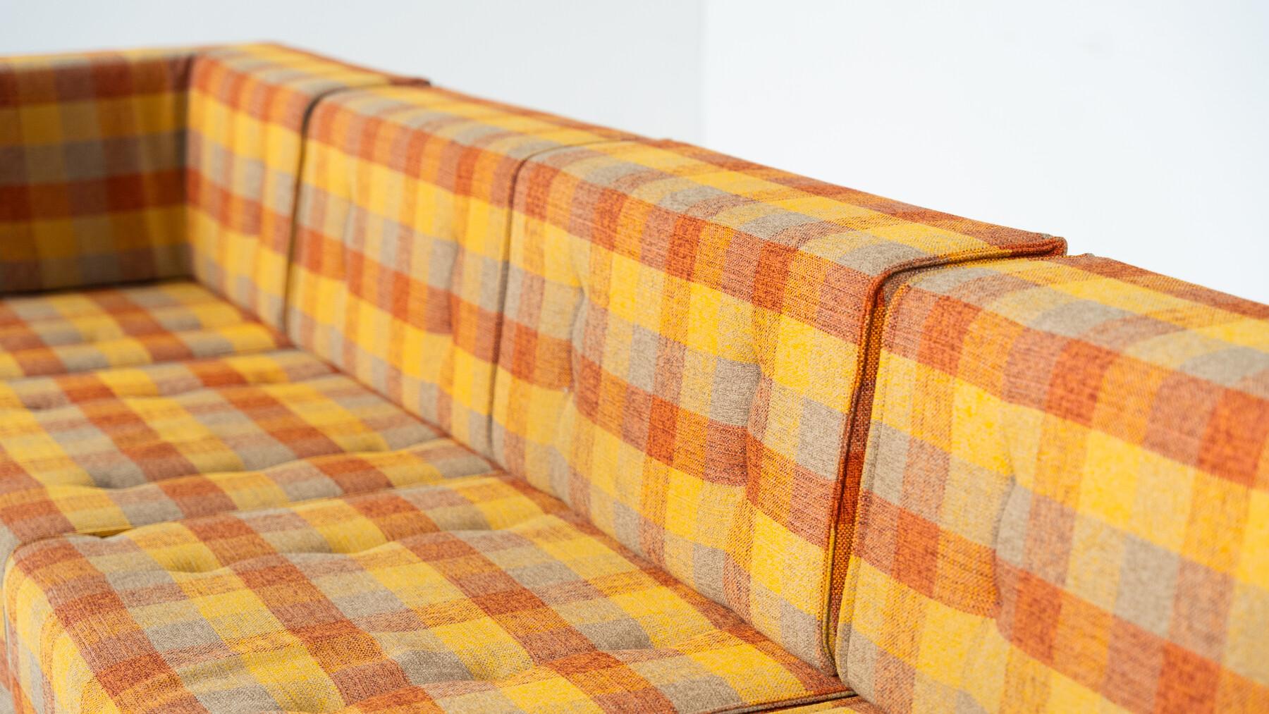 Sofá modular moderno de mediados de siglo, tela original, años 70 en Bueno estado para la venta en Brussels, BE
