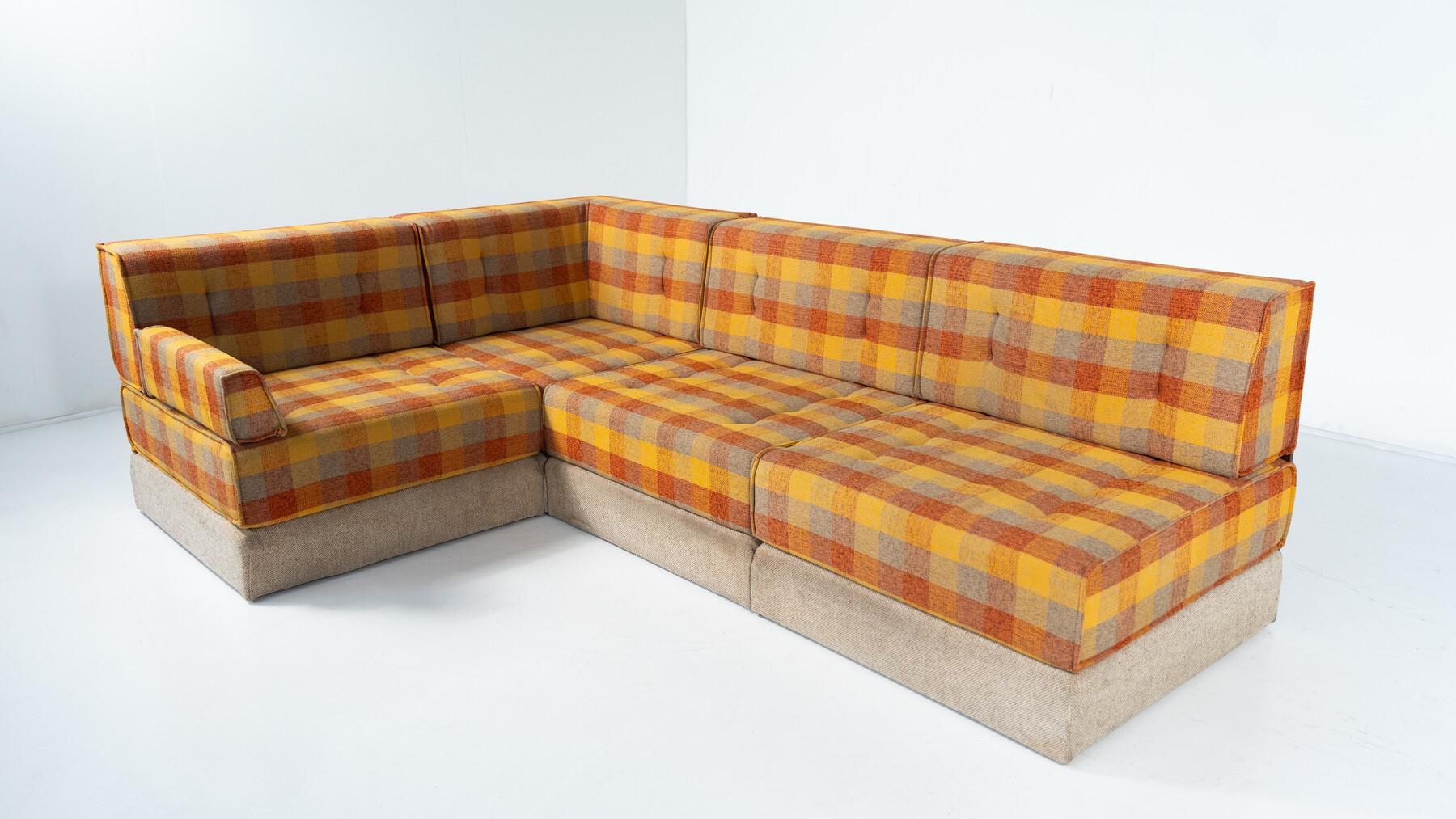 Sofá modular moderno de mediados de siglo, tela original, años 70 en venta 2