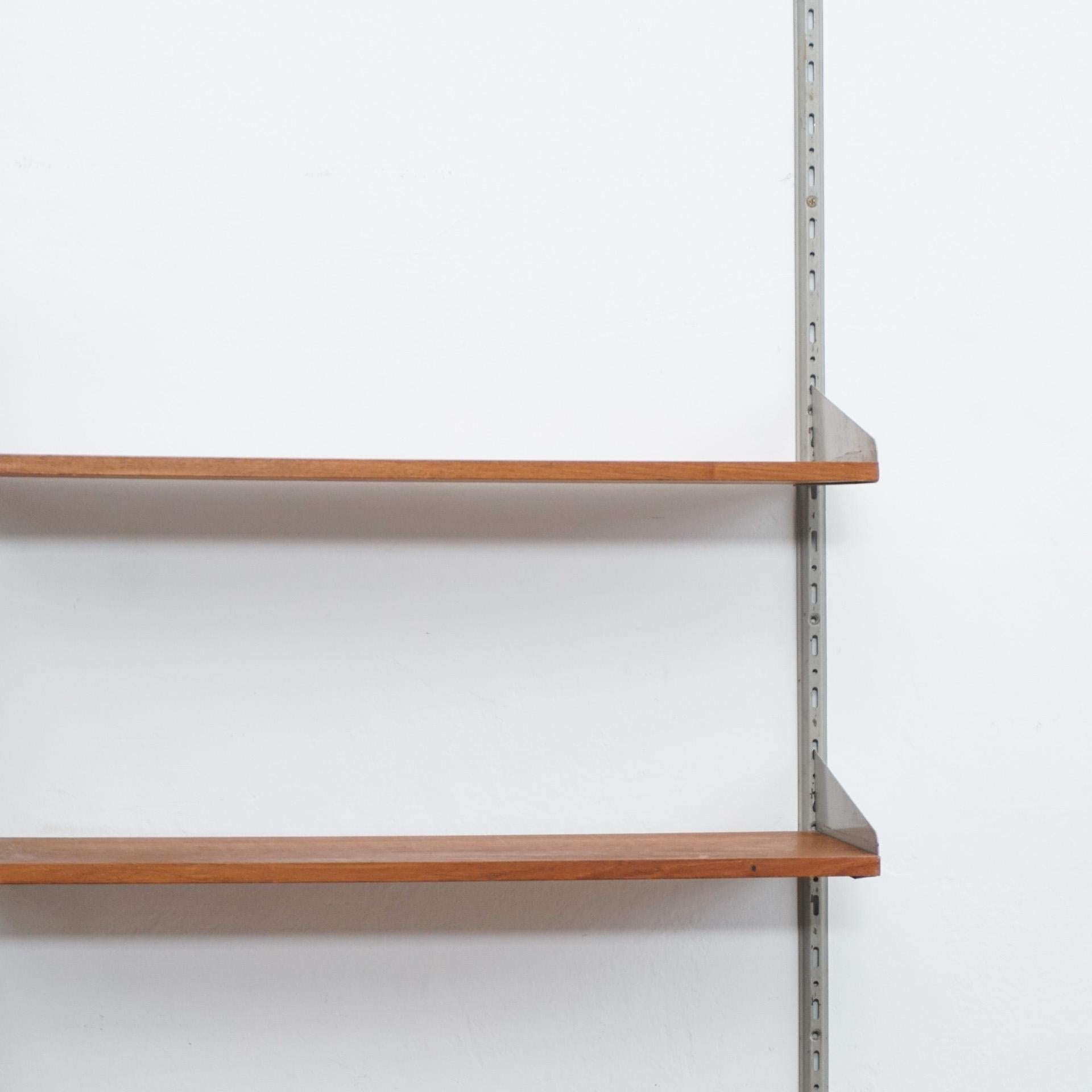 Mid-Century Modern Modular Wood and Metal Shelve, circa 1960 12