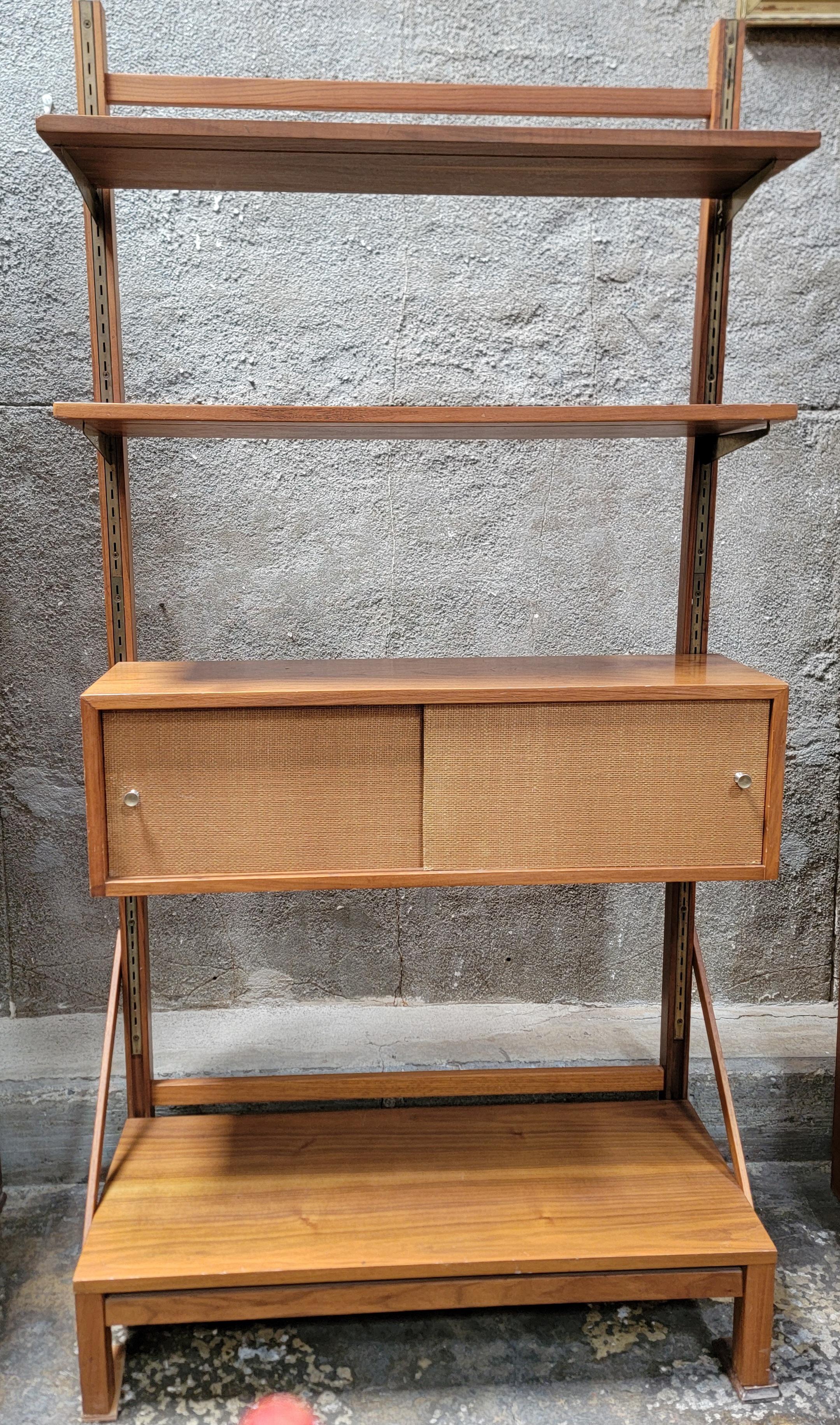 Mid-Century moderno Pensile / Ripiani a libera installazione Module, moderno e di metà secolo in vendita