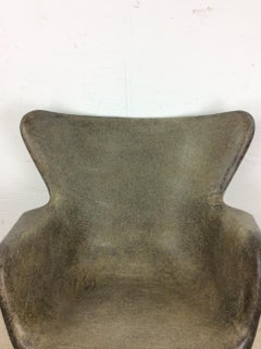 Mid Century Modern Molded Fiberglass Chair with Wrought Iron Base