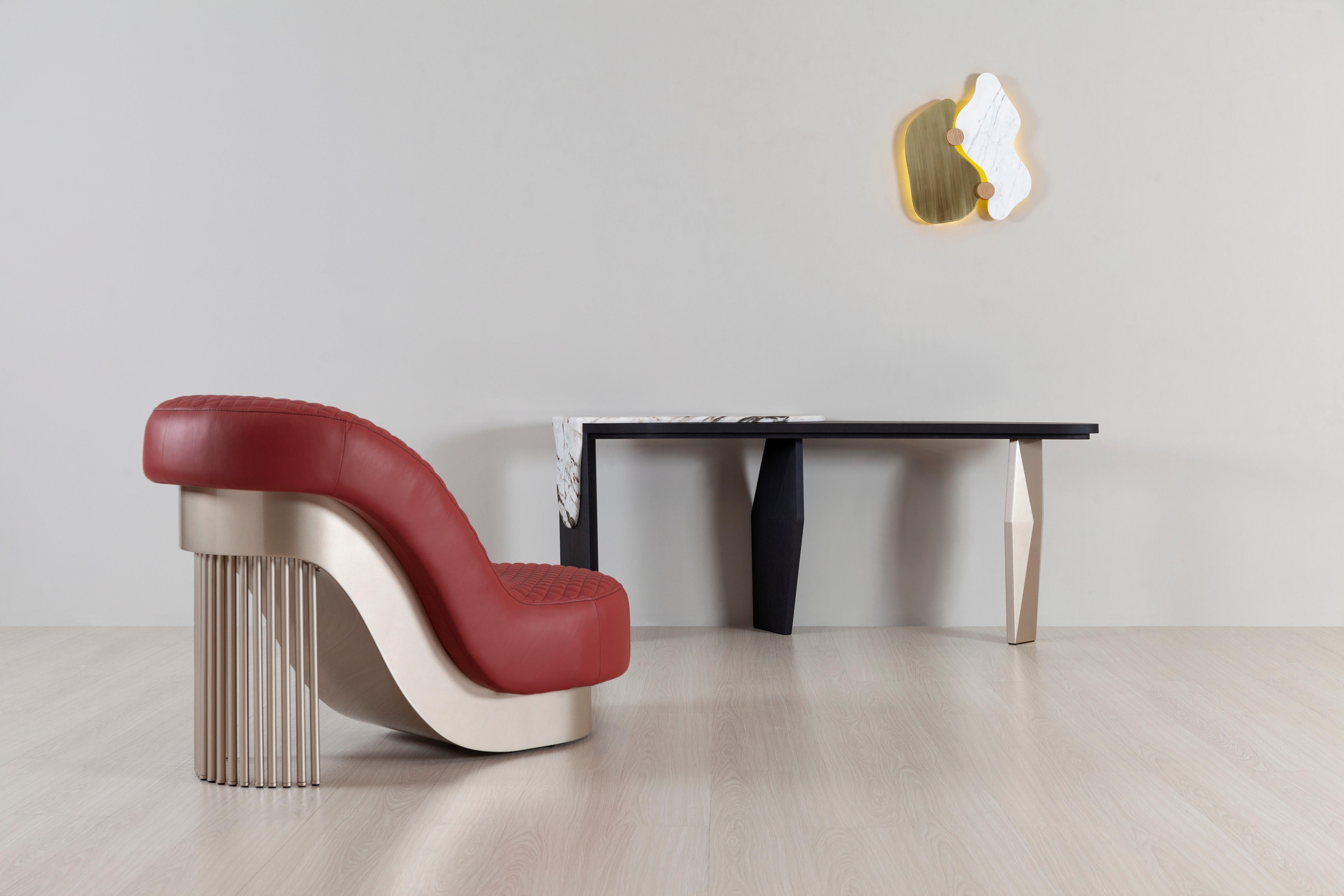 Mid-Century Modern Mons Daybed, Goldlack, Rotes Leder, Handarbeit Greenapple im Angebot 2