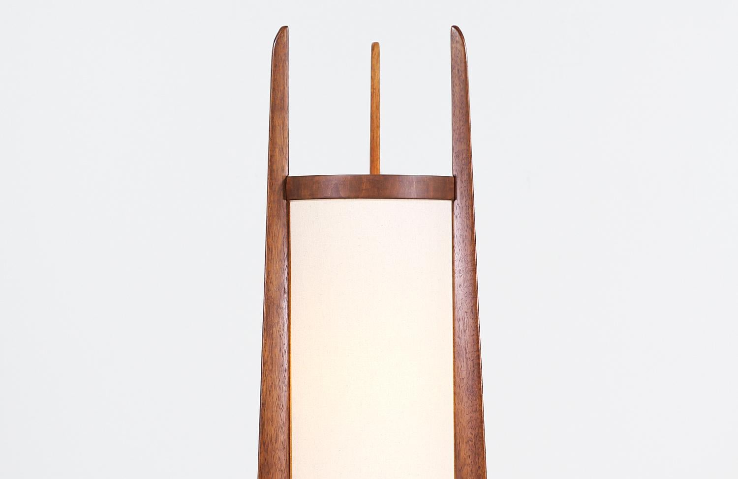 American Mid-Century Modern Monumental Sculpted Floor Lamp by Modeline