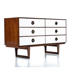 Mid-Century Modern Moroccan Style Brass Spade Pull Bedroom Set by Stanley