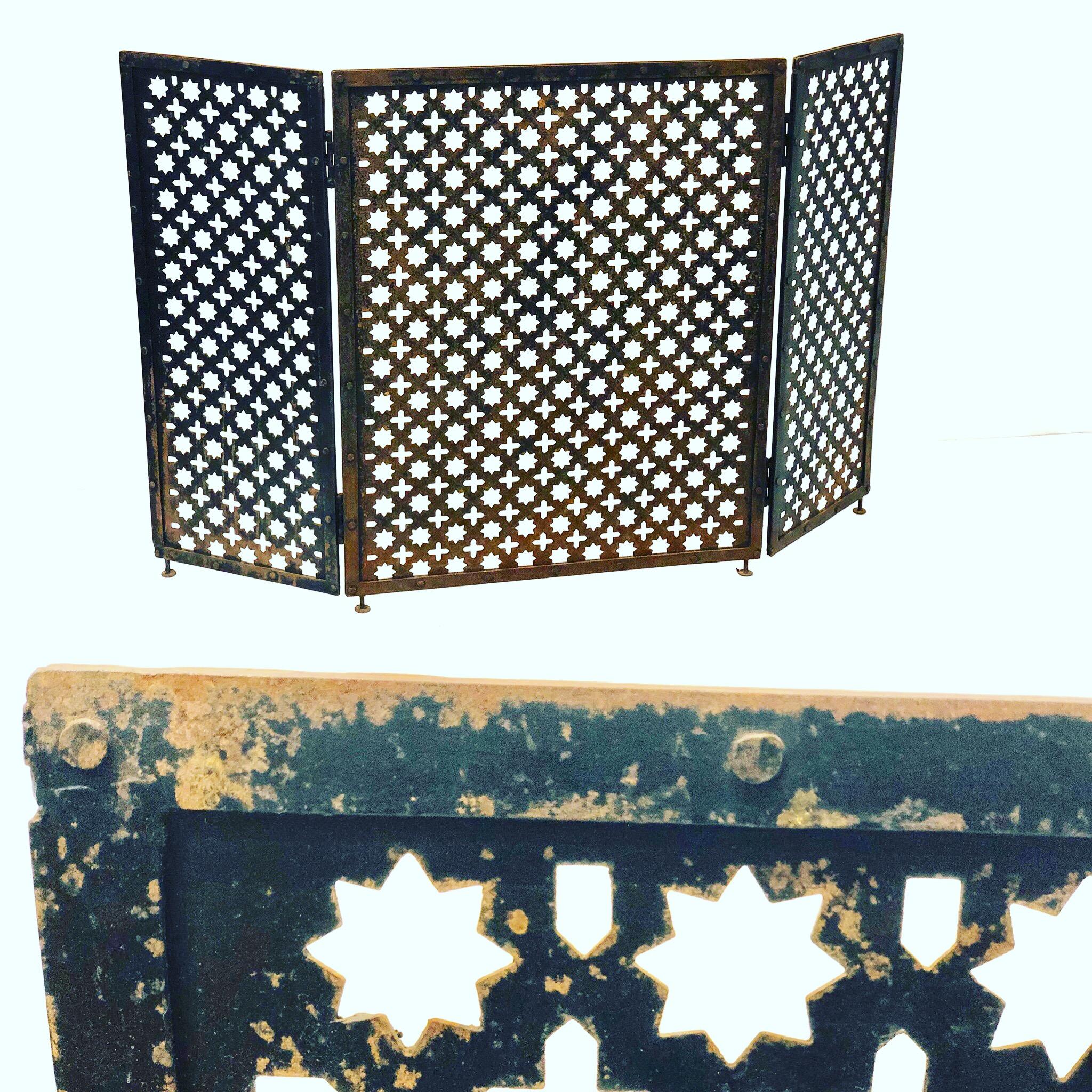Mid-Century Modern Moroccan Style Patinated Iron Folding Fireplace Screen In Good Condition In San Diego, CA