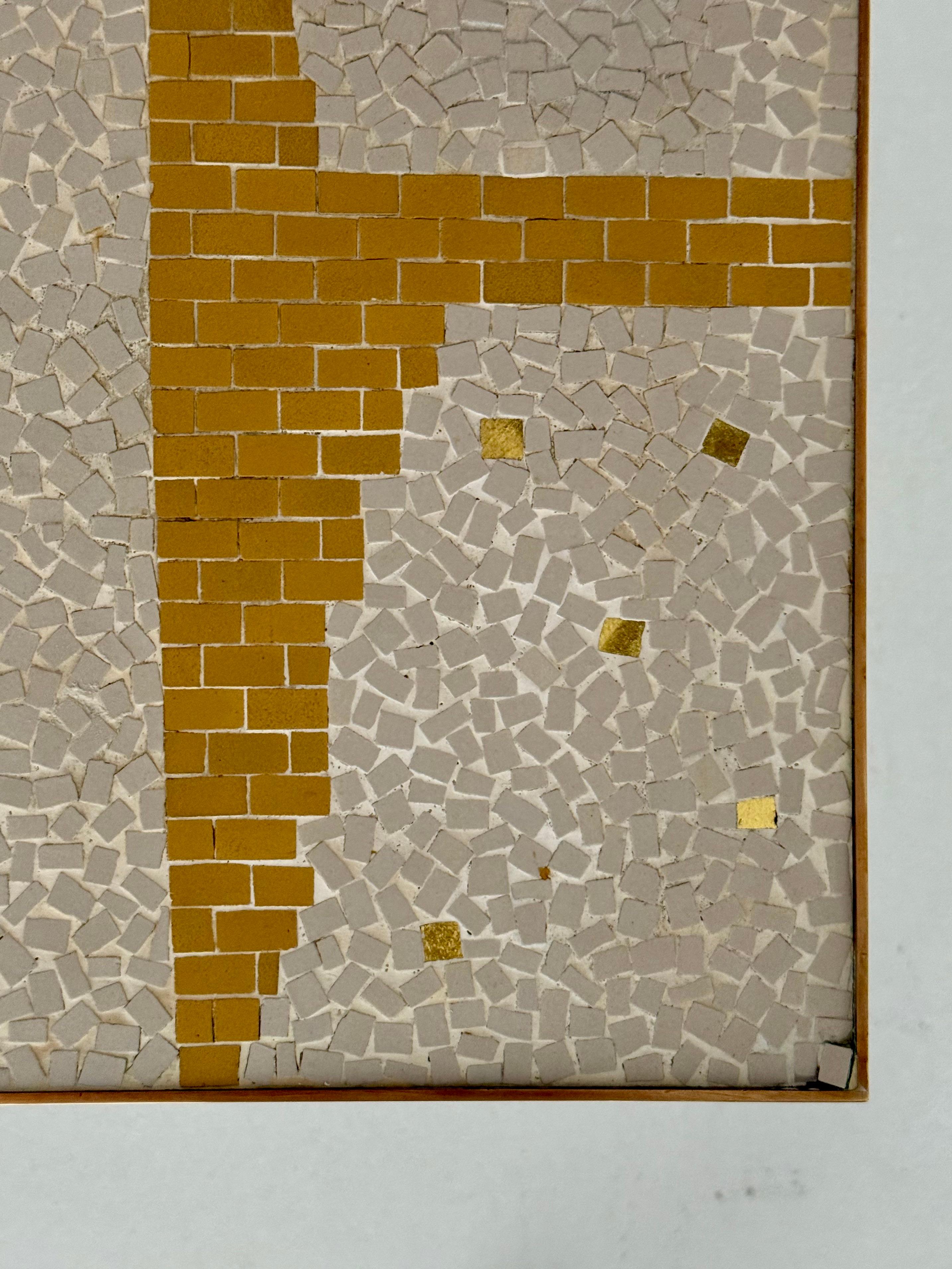 Table à cocktail en mosaïque et laiton, Europe, années 1960 en vente 5