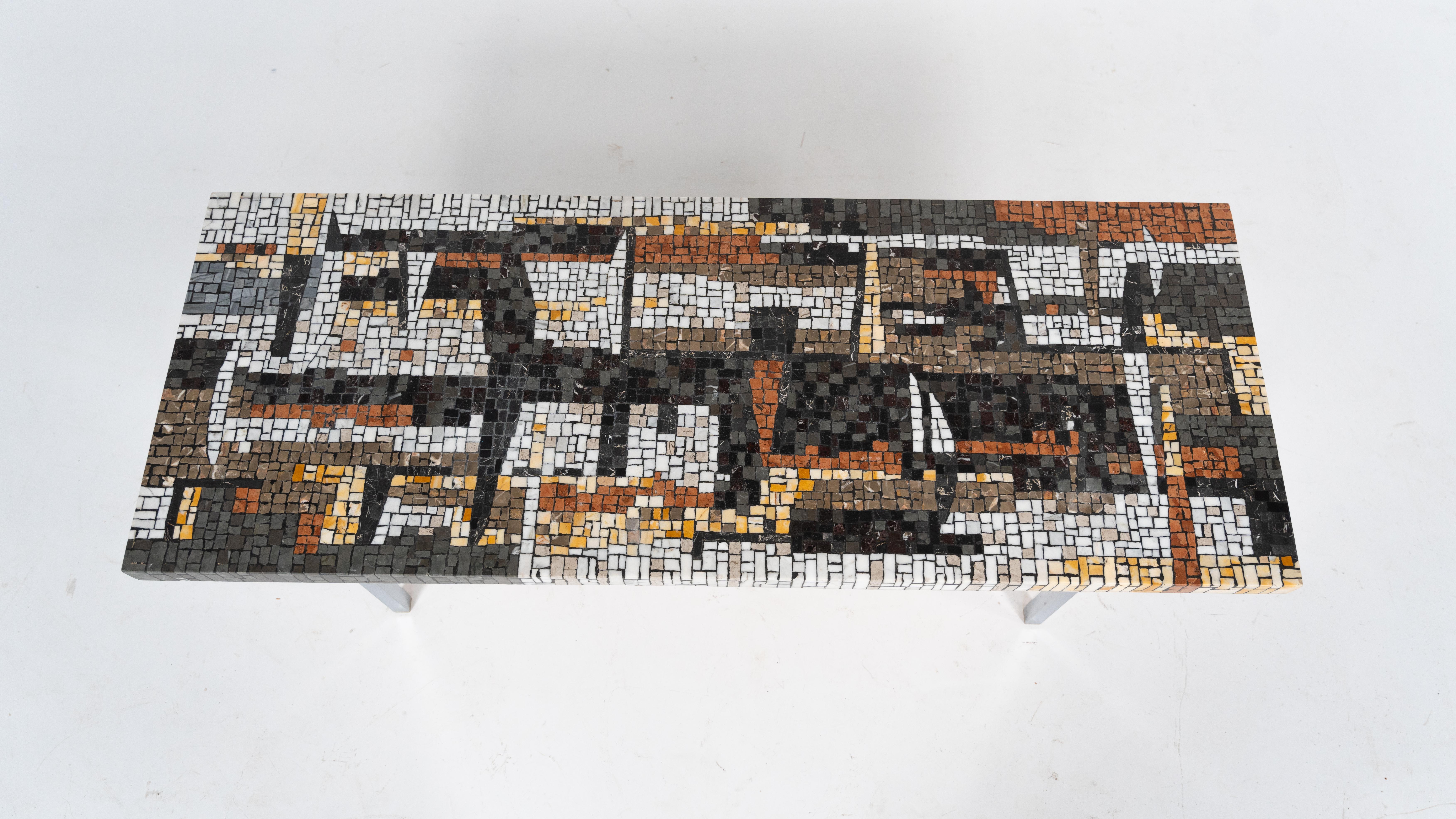Moderner Mosaik-Couchtisch aus der Jahrhundertmitte, 1970er Jahre im Angebot 12