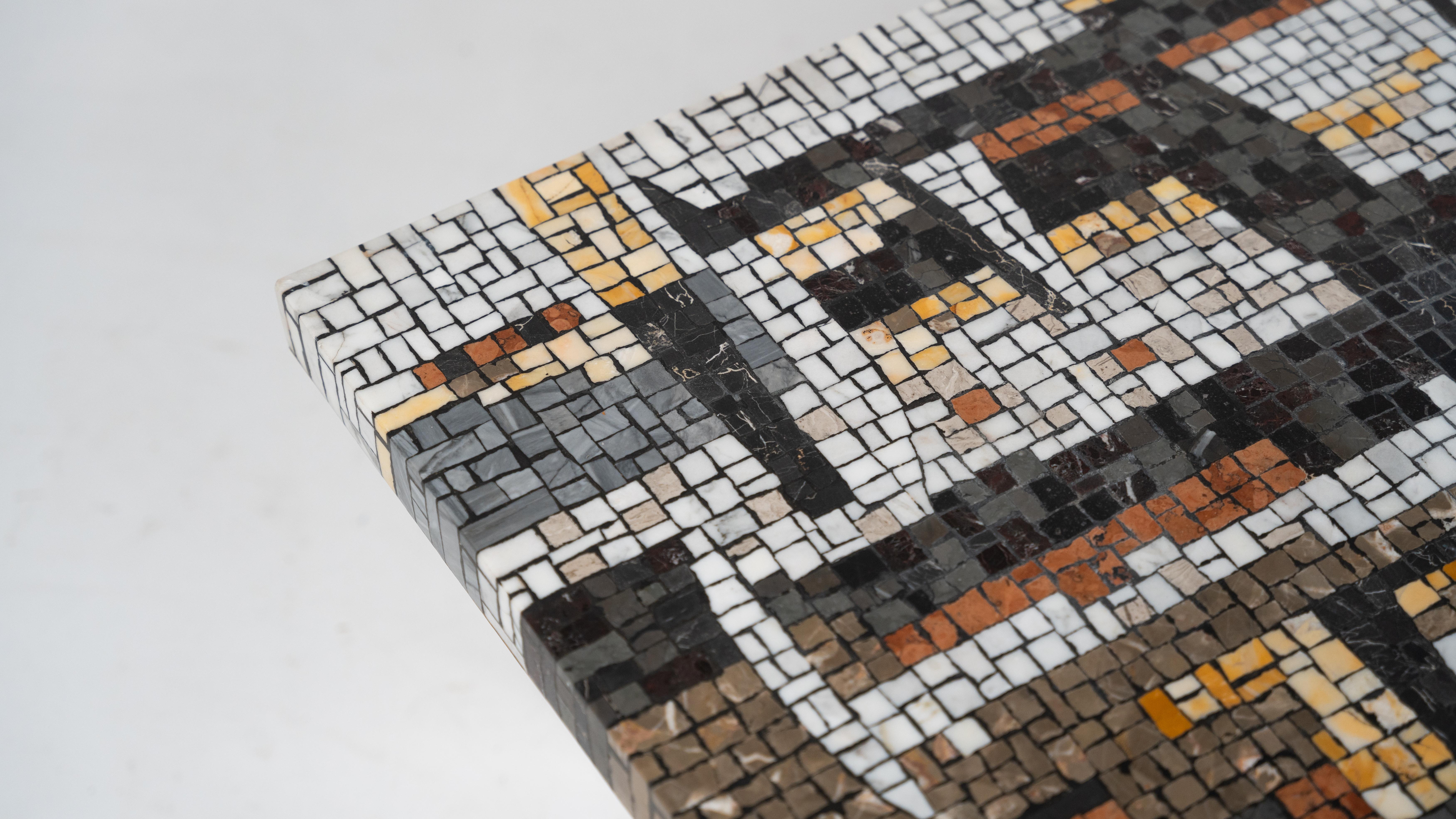 Moderner Mosaik-Couchtisch aus der Jahrhundertmitte, 1970er Jahre im Angebot 13