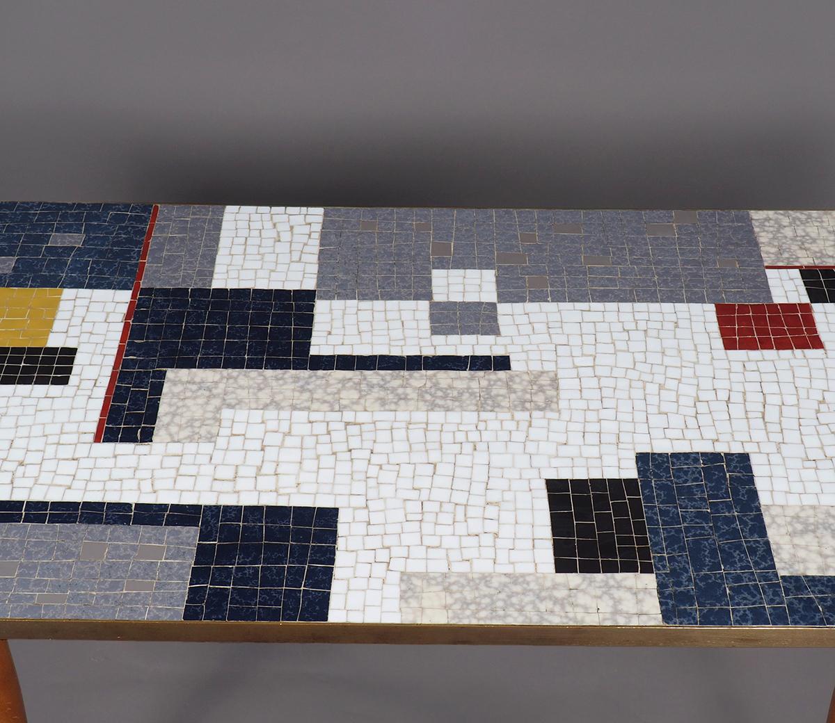 Moderner Mosaik-Couchtisch aus der Mitte des Jahrhunderts von Ilse Möbel, 1950er Jahre (Messing) im Angebot