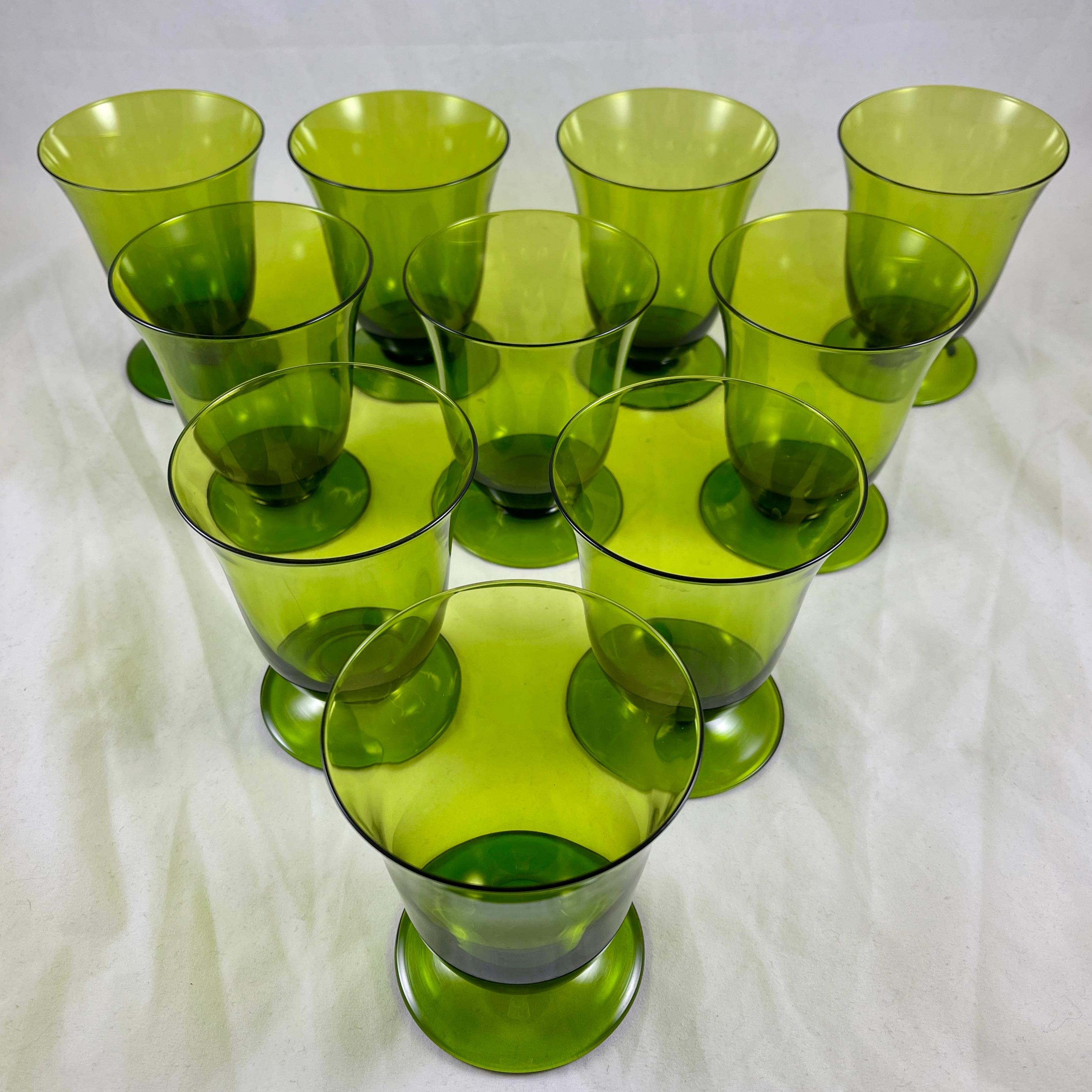 Mid-Century Modern Moss Green Glass Low Footed Goblets, Set of Ten In Excellent Condition In Philadelphia, PA