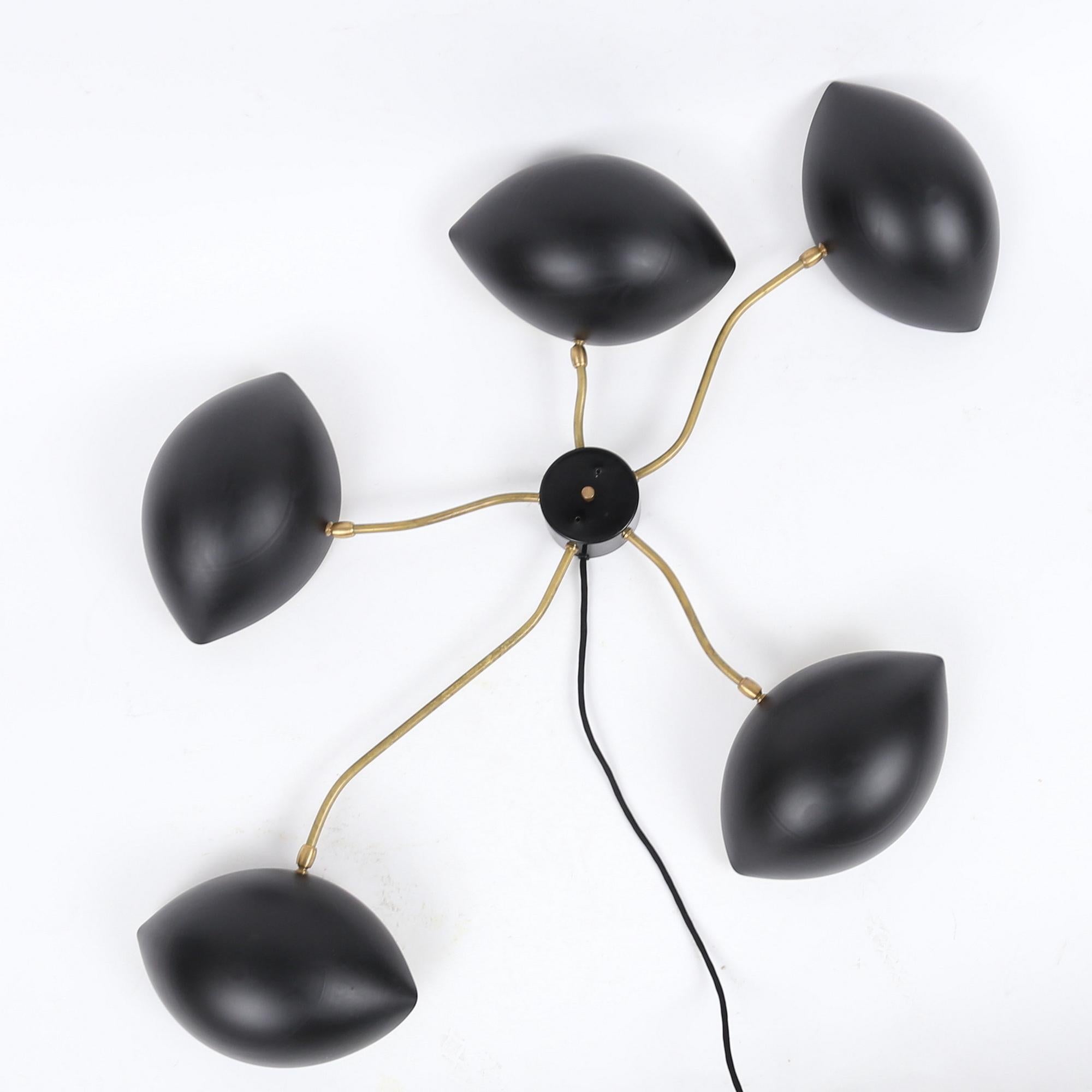 Applique da parete in stile Mouille moderno di metà secolo, in ottone e lacca, 5 luci In condizioni Nuovo in vendita a Bochum, NRW