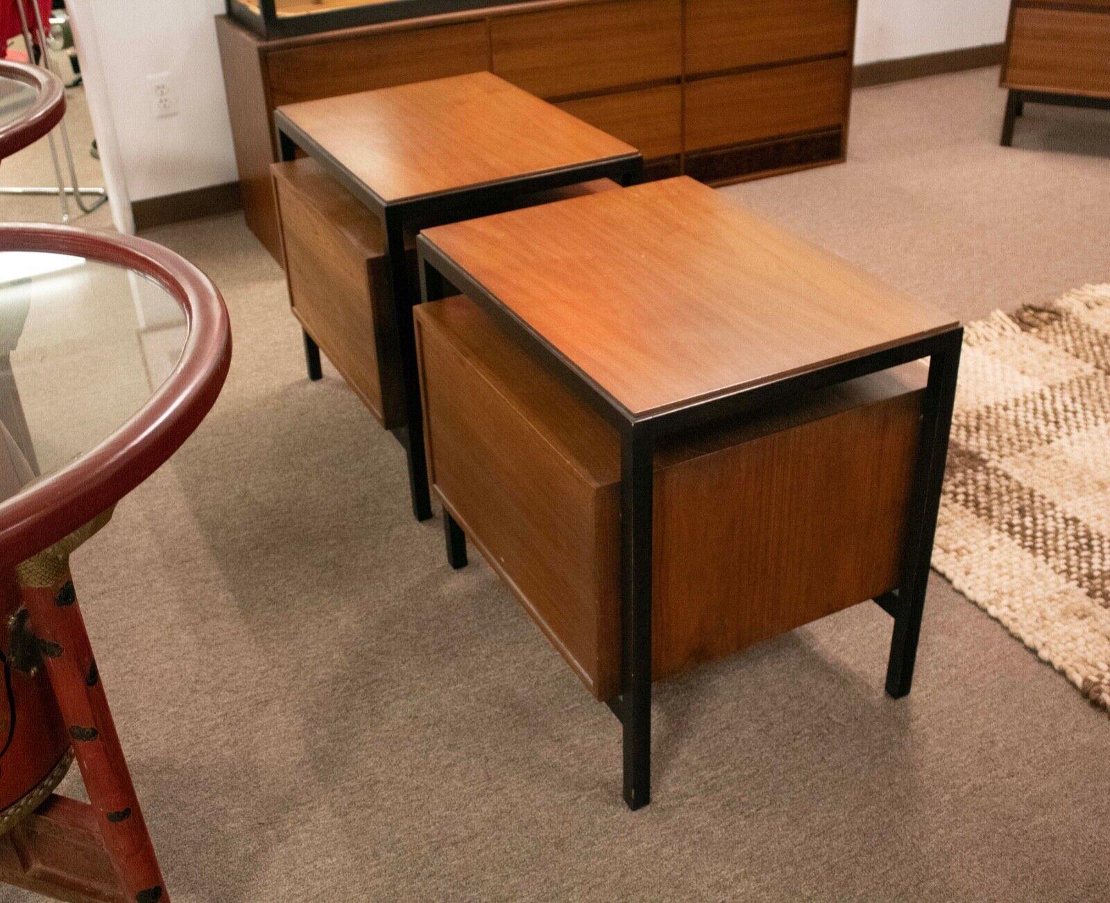 Mid Century Modern Mount Airy Pair of Walnut Nightstands 3