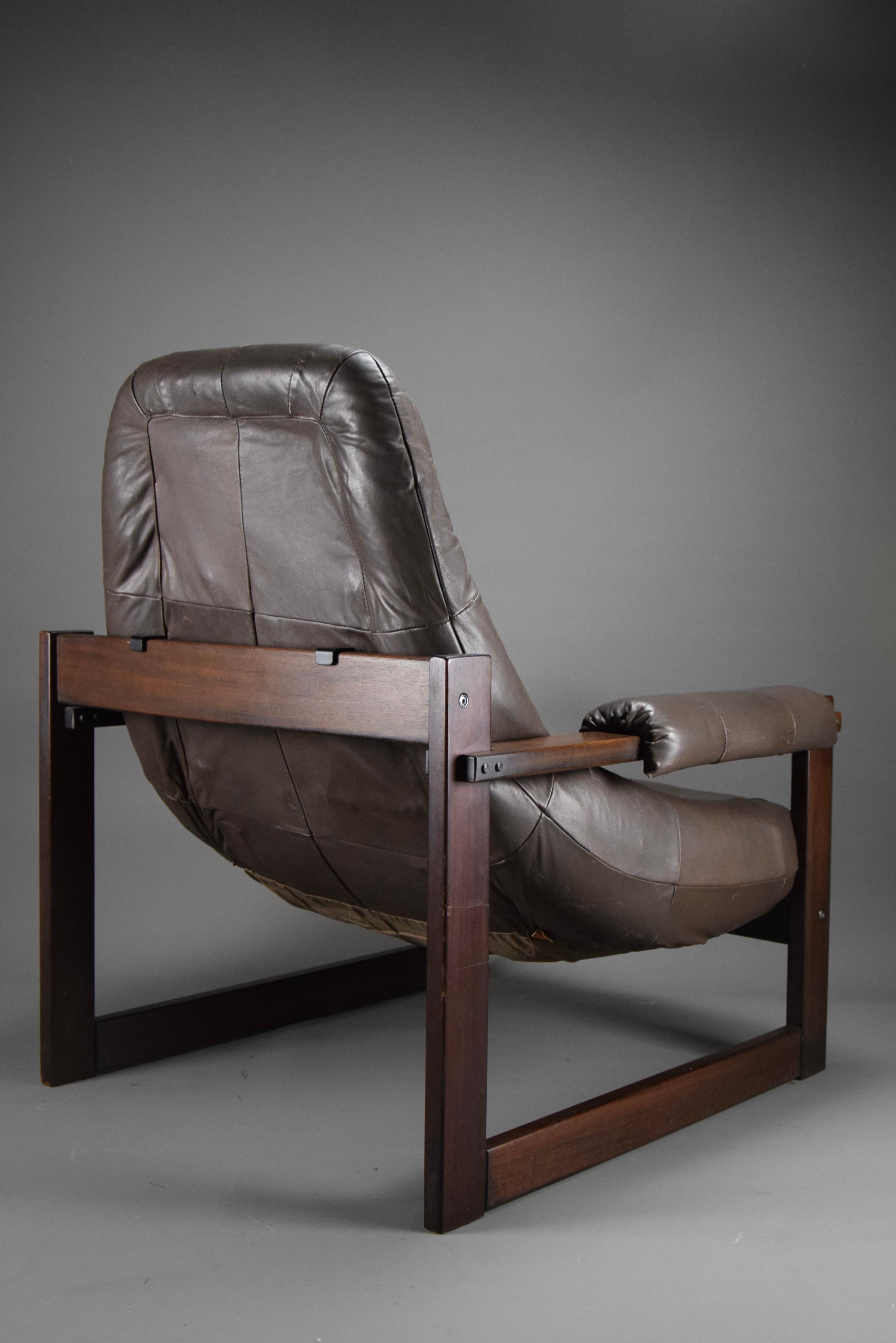 Brazilian Mid-Century Modern MP-91 Lounge Chair by Percival Lafer For Sale