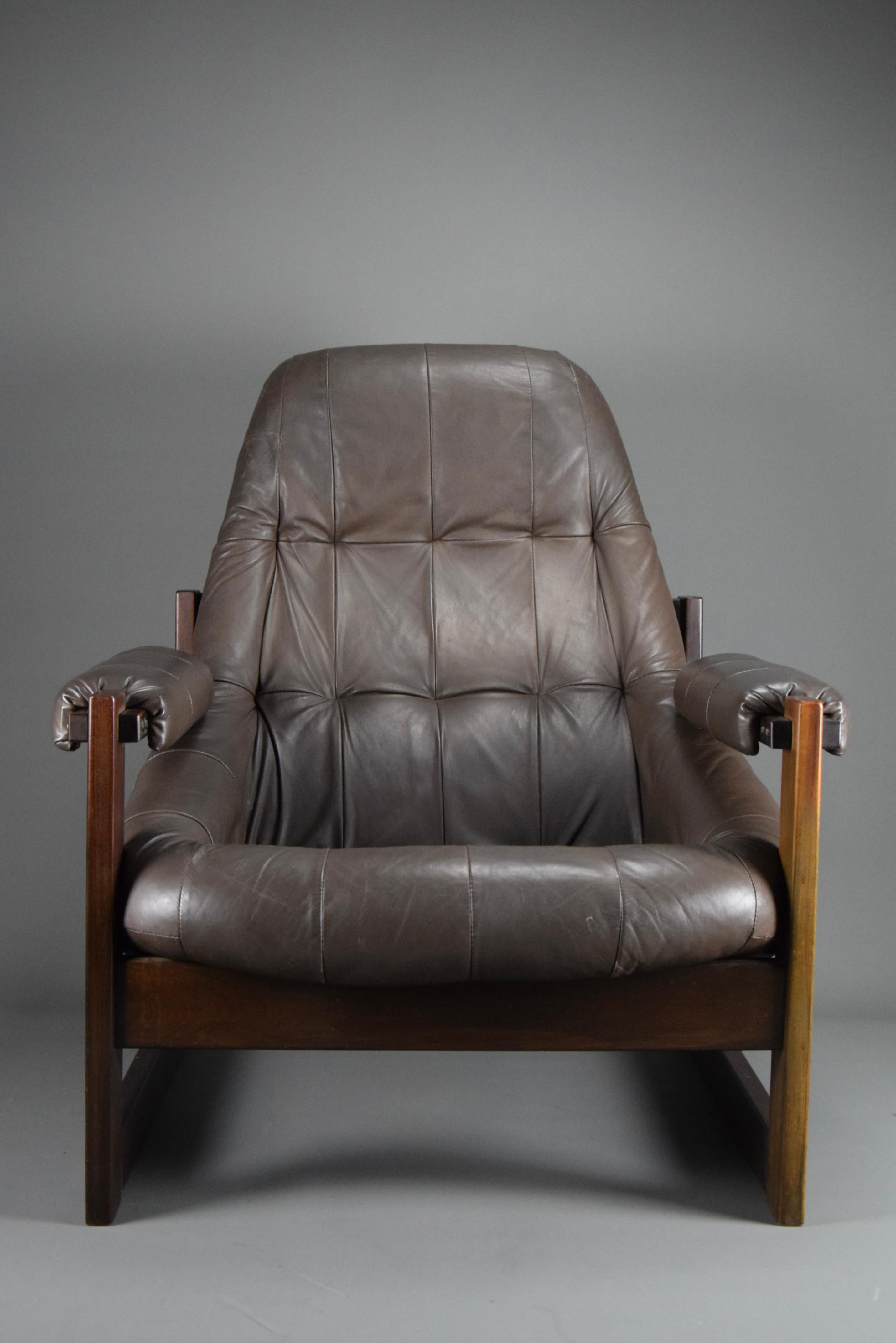 Late 20th Century Mid-Century Modern MP-91 Lounge Chair by Percival Lafer For Sale