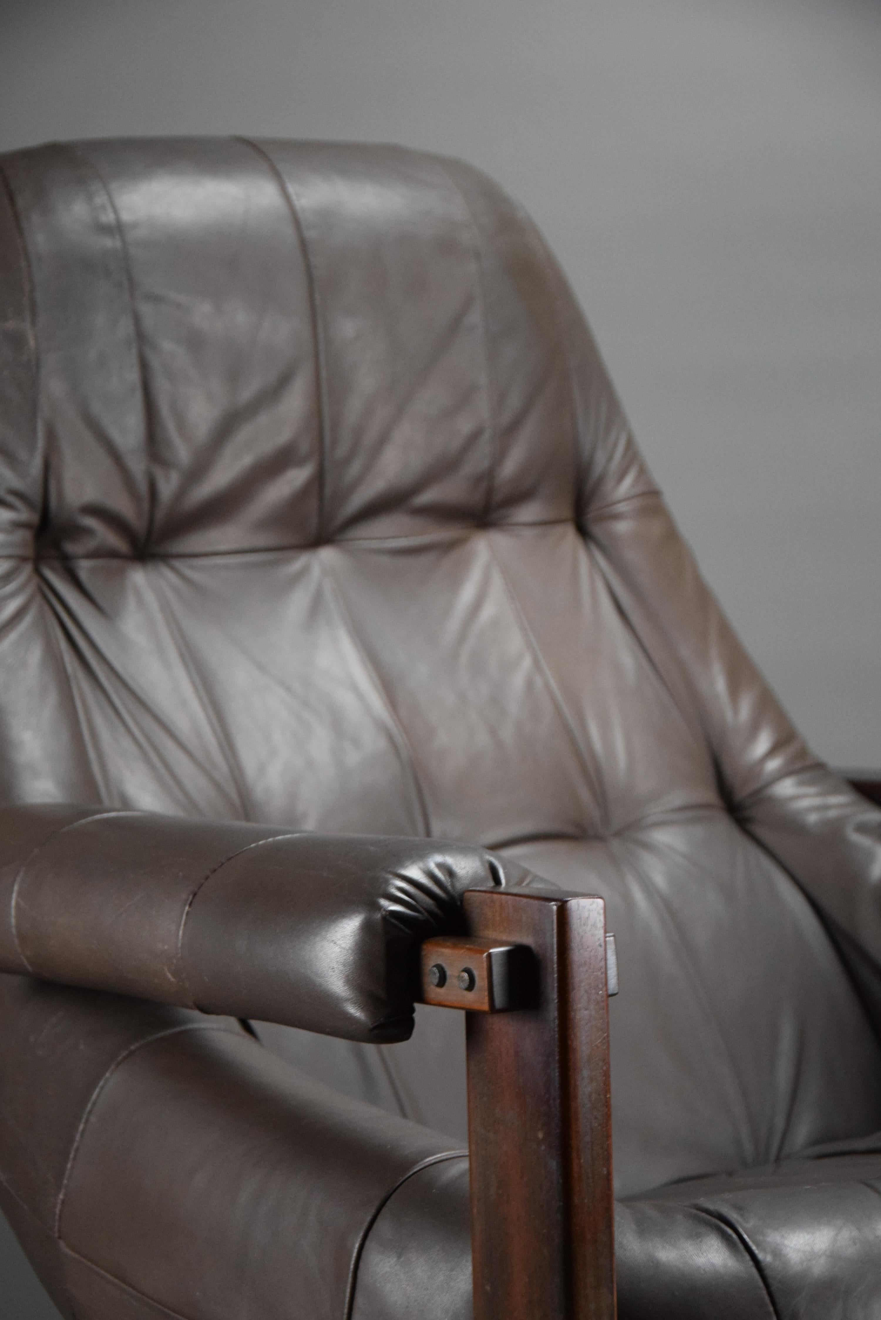 Mid-Century Modern MP-91 Lounge Chair by Percival Lafer For Sale 2