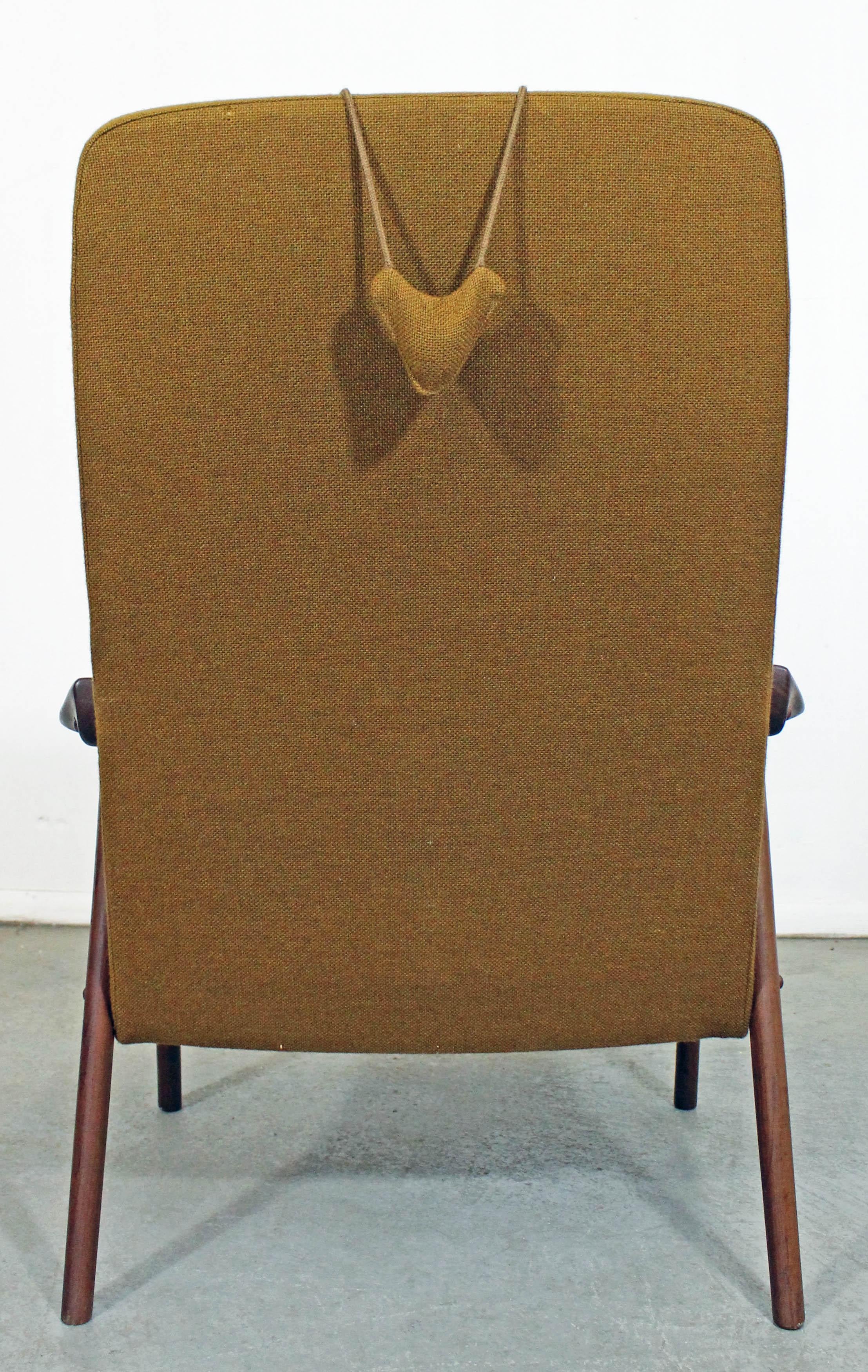 Scandinavian Modern Mid-Century Modern Møre Lenestol Fabrikk Klarinett Teak Lounge Chair