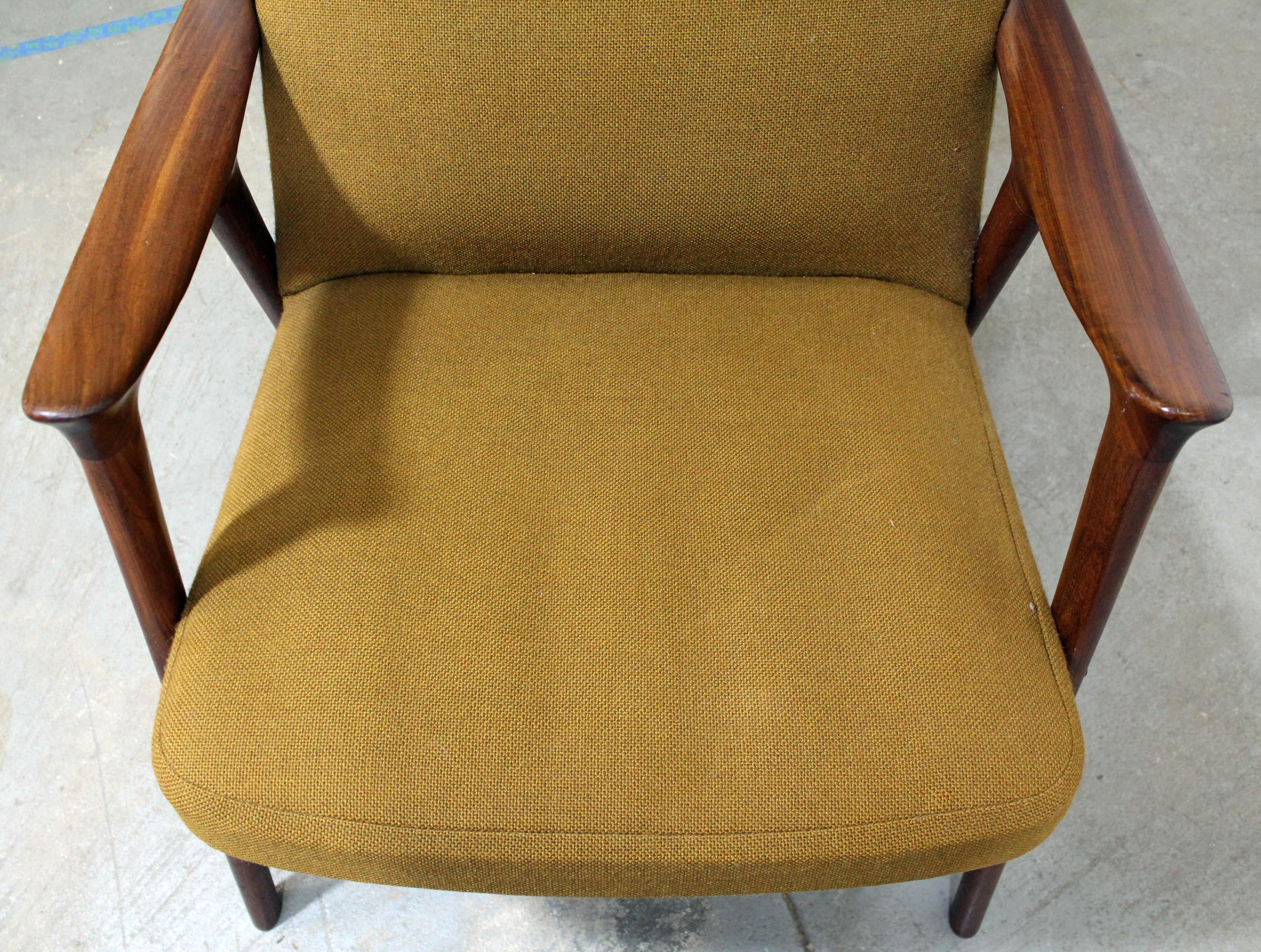 Metà XX secolo Sedia da salotto in teak Møre Lenestol Fabrikk Klarinett, moderna di metà secolo in vendita