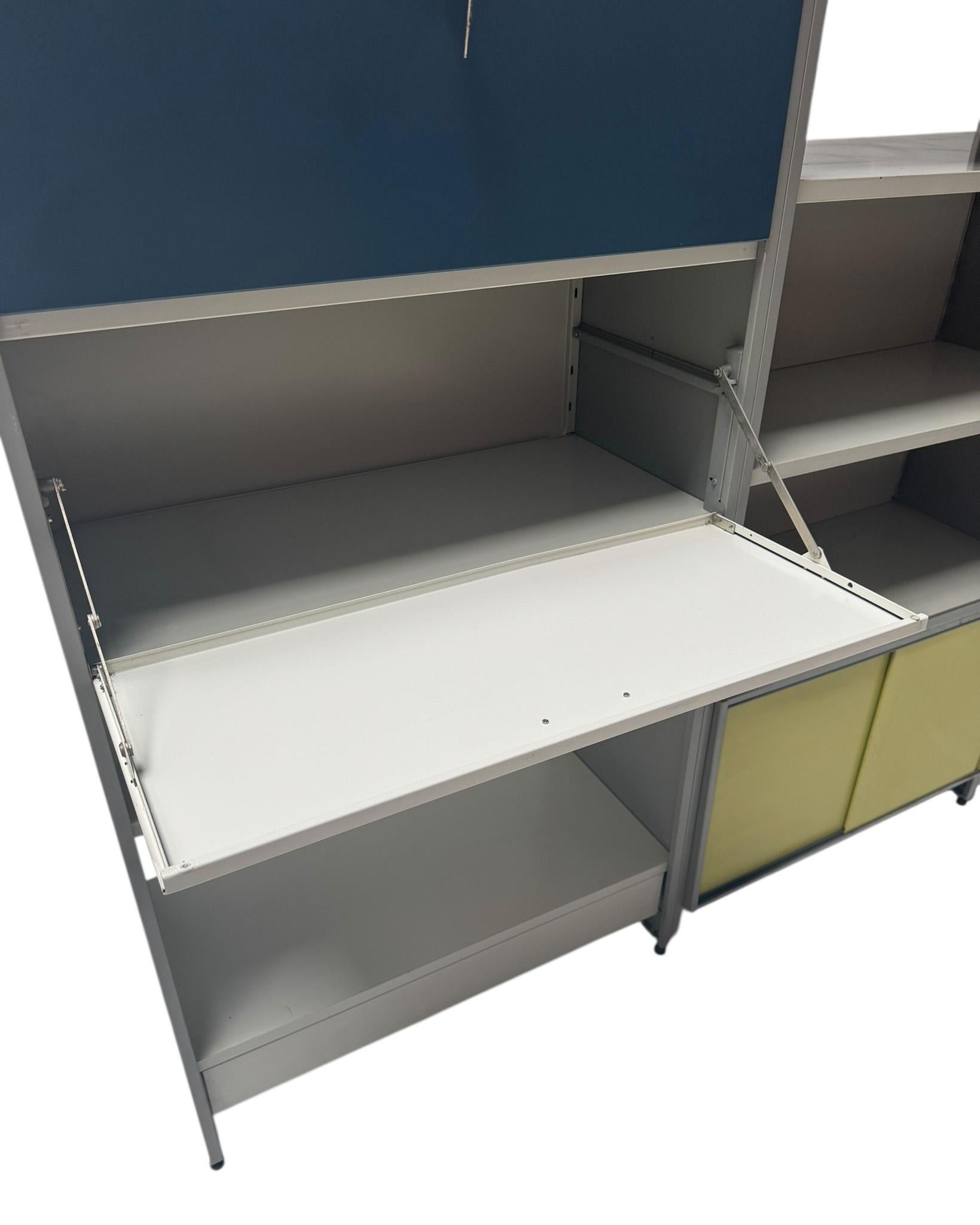 Mid-Century Modern Mehrfarbige 5600 Modulare Schrankwand von Cordemeyer für Gispen im Angebot 3