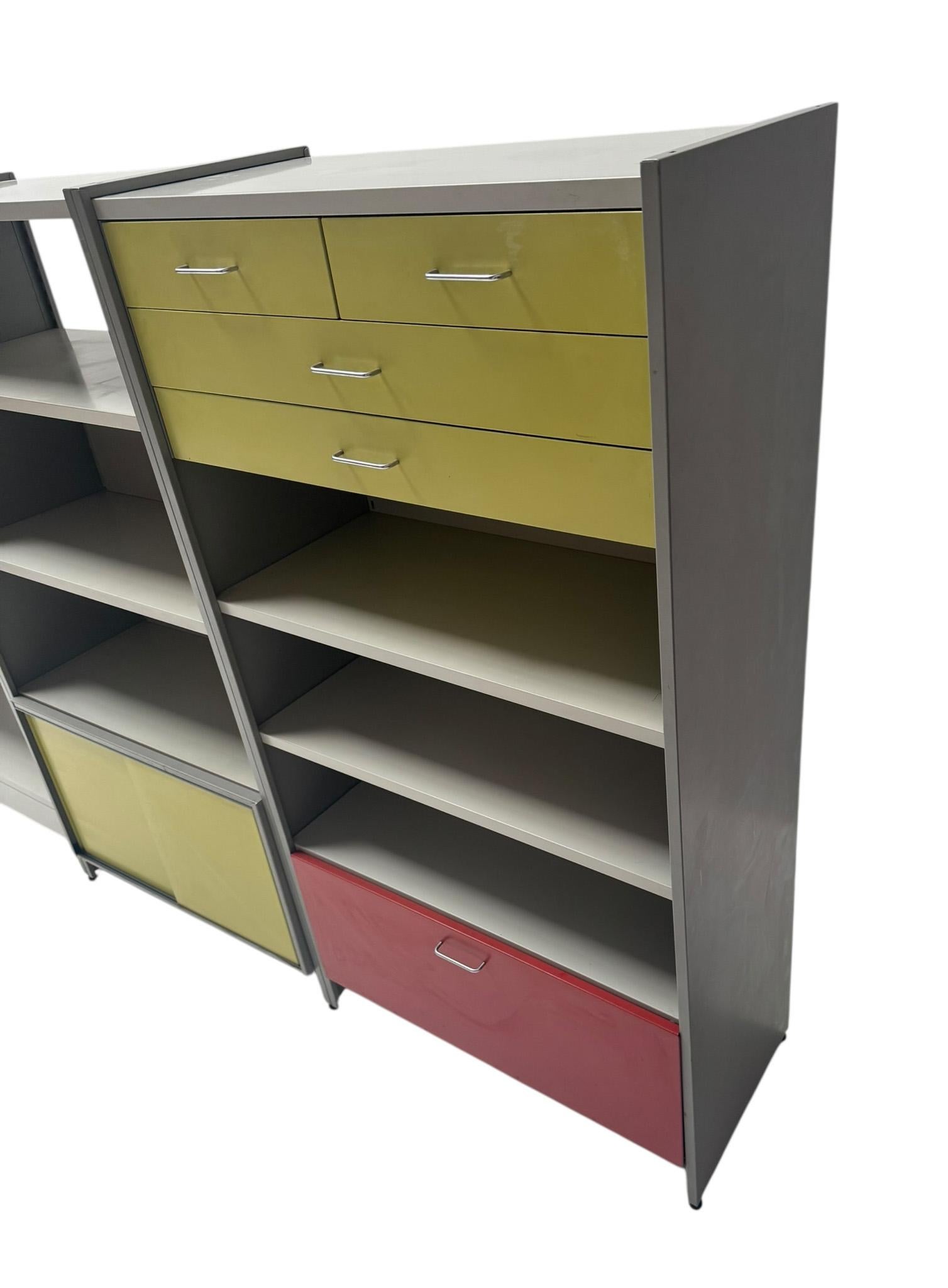 Mid-Century Modern Mehrfarbige 5600 Modulare Schrankwand von Cordemeyer für Gispen im Angebot 5