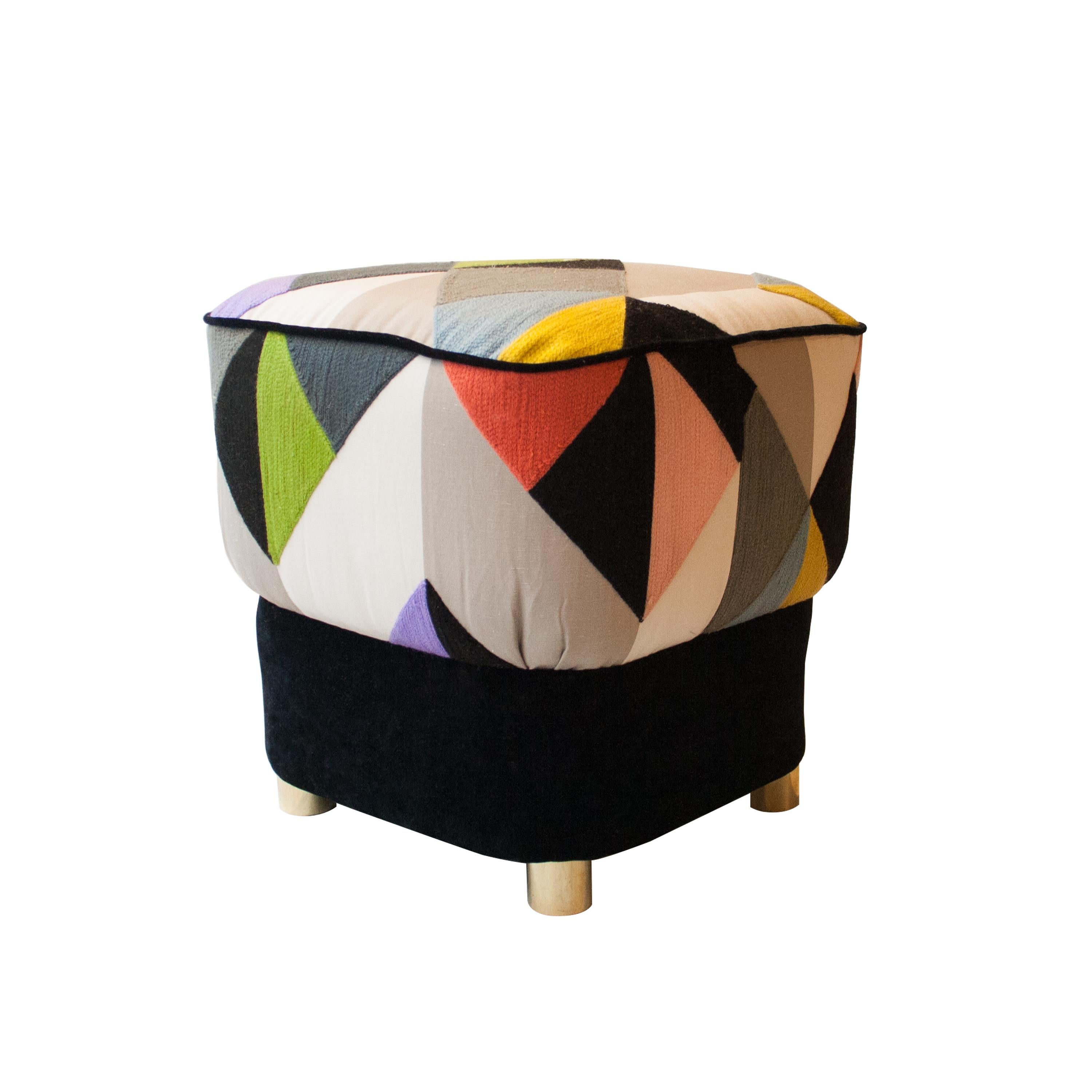 Square, made of solid wood structure pouf whit Linen/wool upholstery with geometric embroidery by Pierre Frey. Finished in brass legs.

  