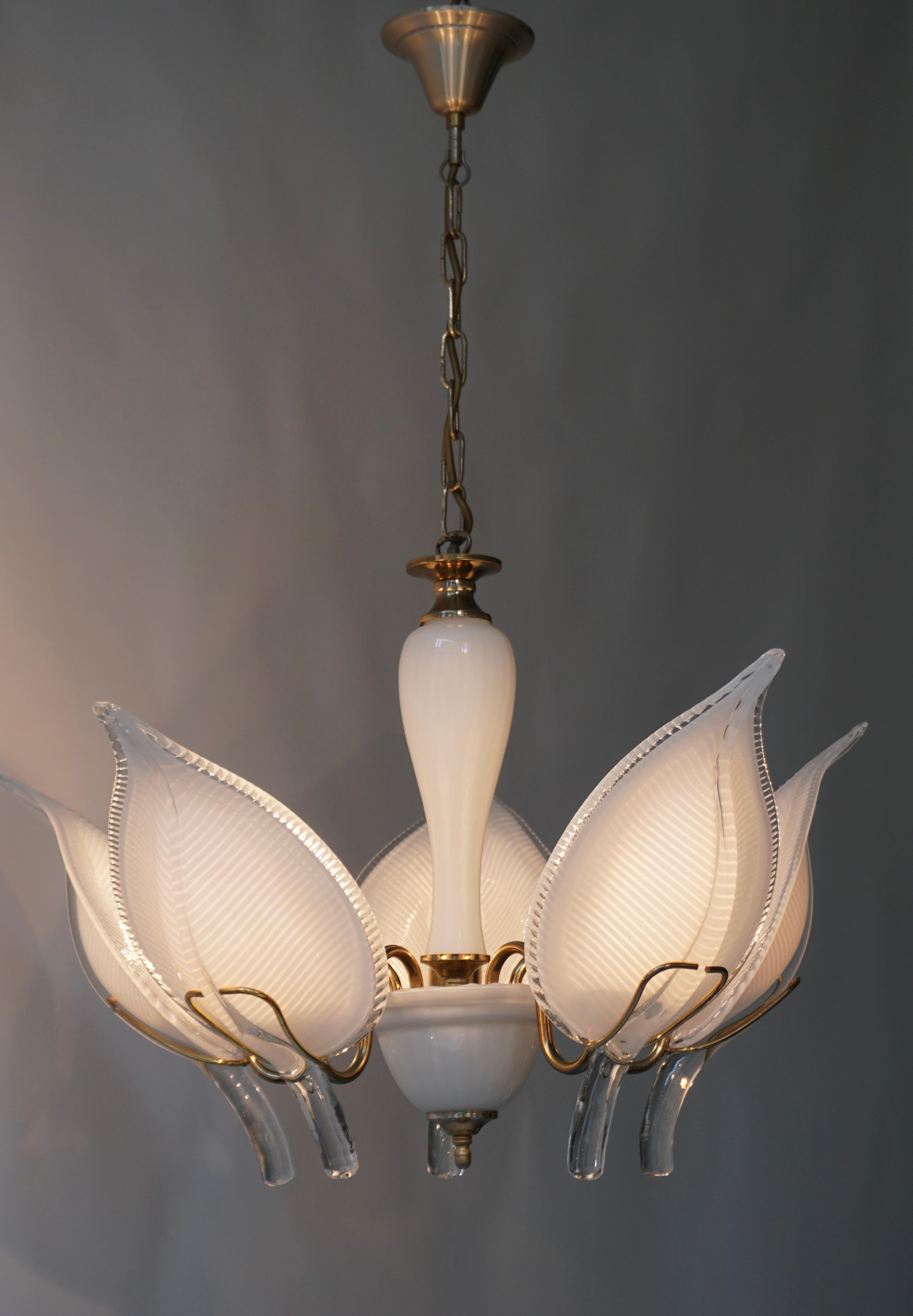 Mid-Century Modern Murano 5 Leaf Chandelier by Franco Luce In Good Condition For Sale In Antwerp, BE