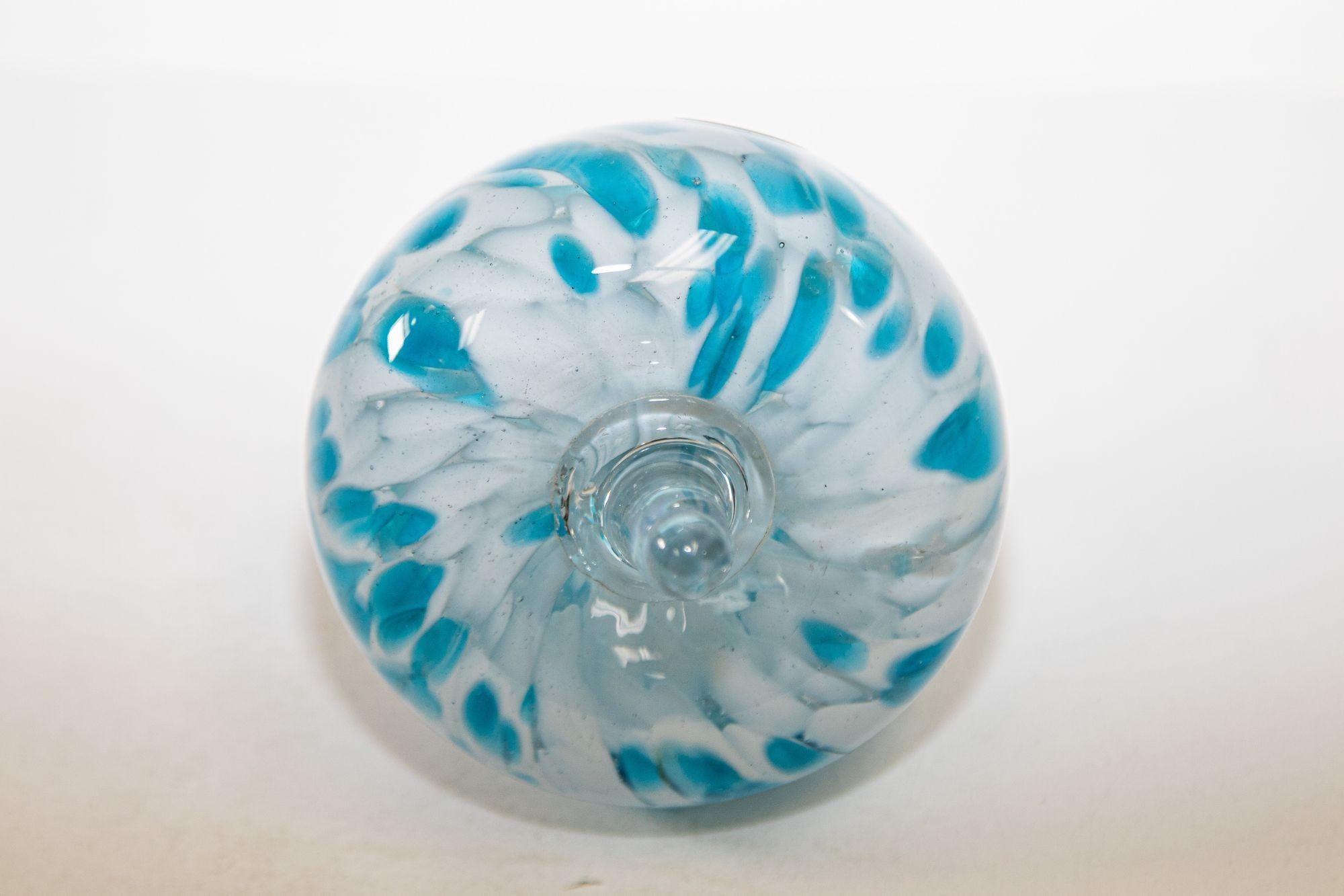 Hand-Crafted Mid-Century Modern Murano Art Glass Blue and Clear Apple Sculpture Paperweight For Sale