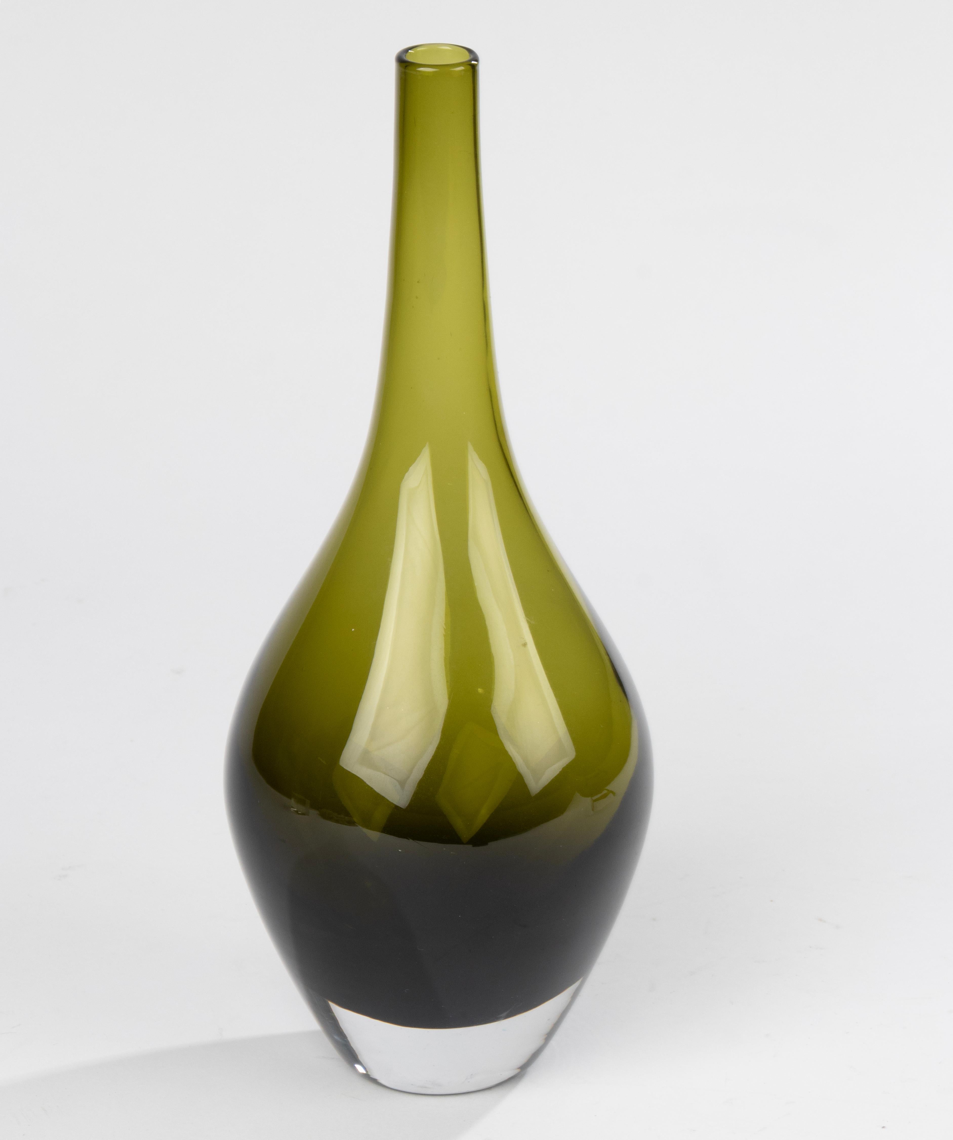 Moderne Murano-Kunstglasvase aus der Mitte des Jahrhunderts  (Handgefertigt) im Angebot