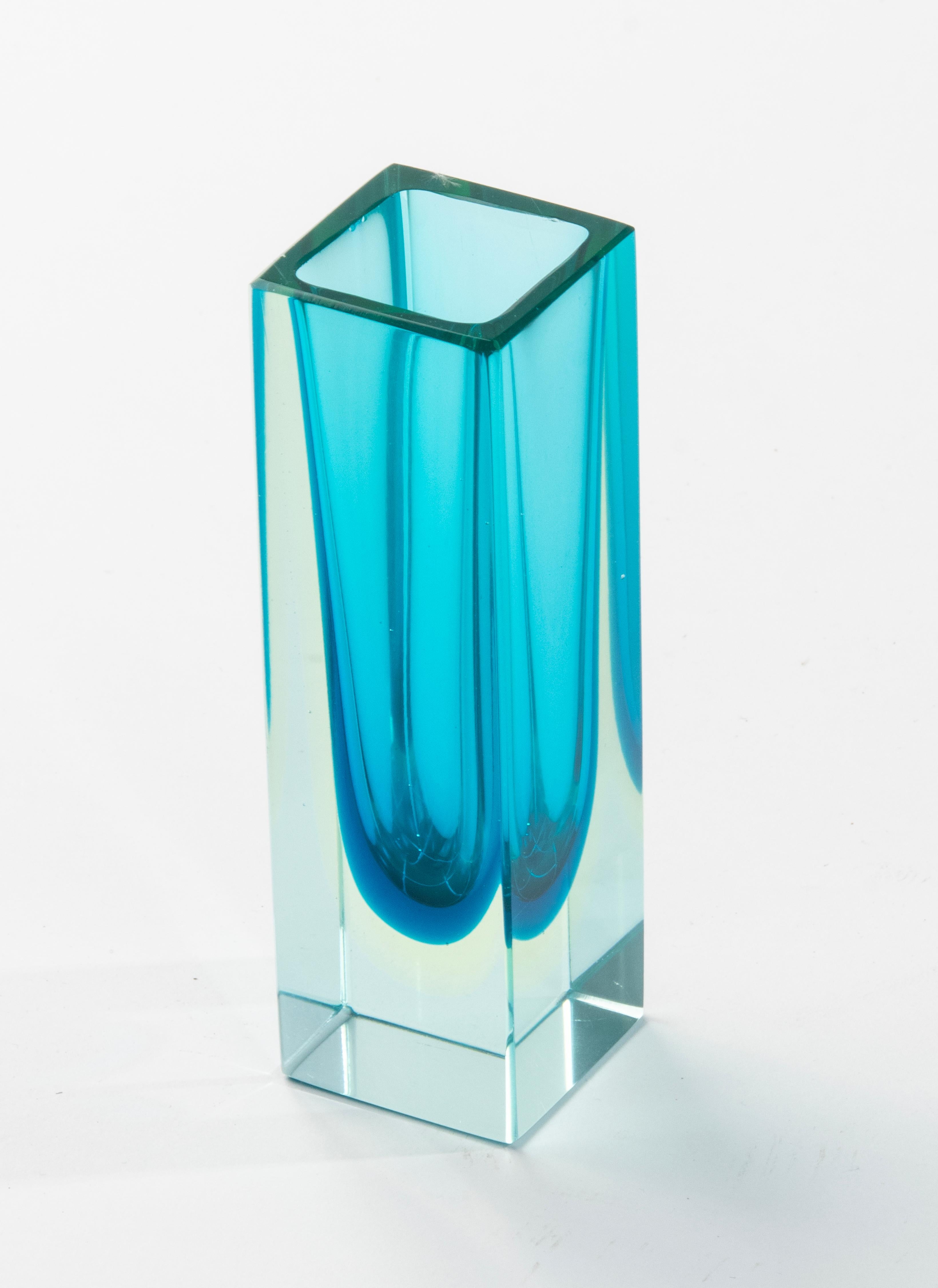 Mid-Century Modern Murano Art Glass Vase - Sommerso - Flavio Poli In Good Condition For Sale In Casteren, Noord-Brabant