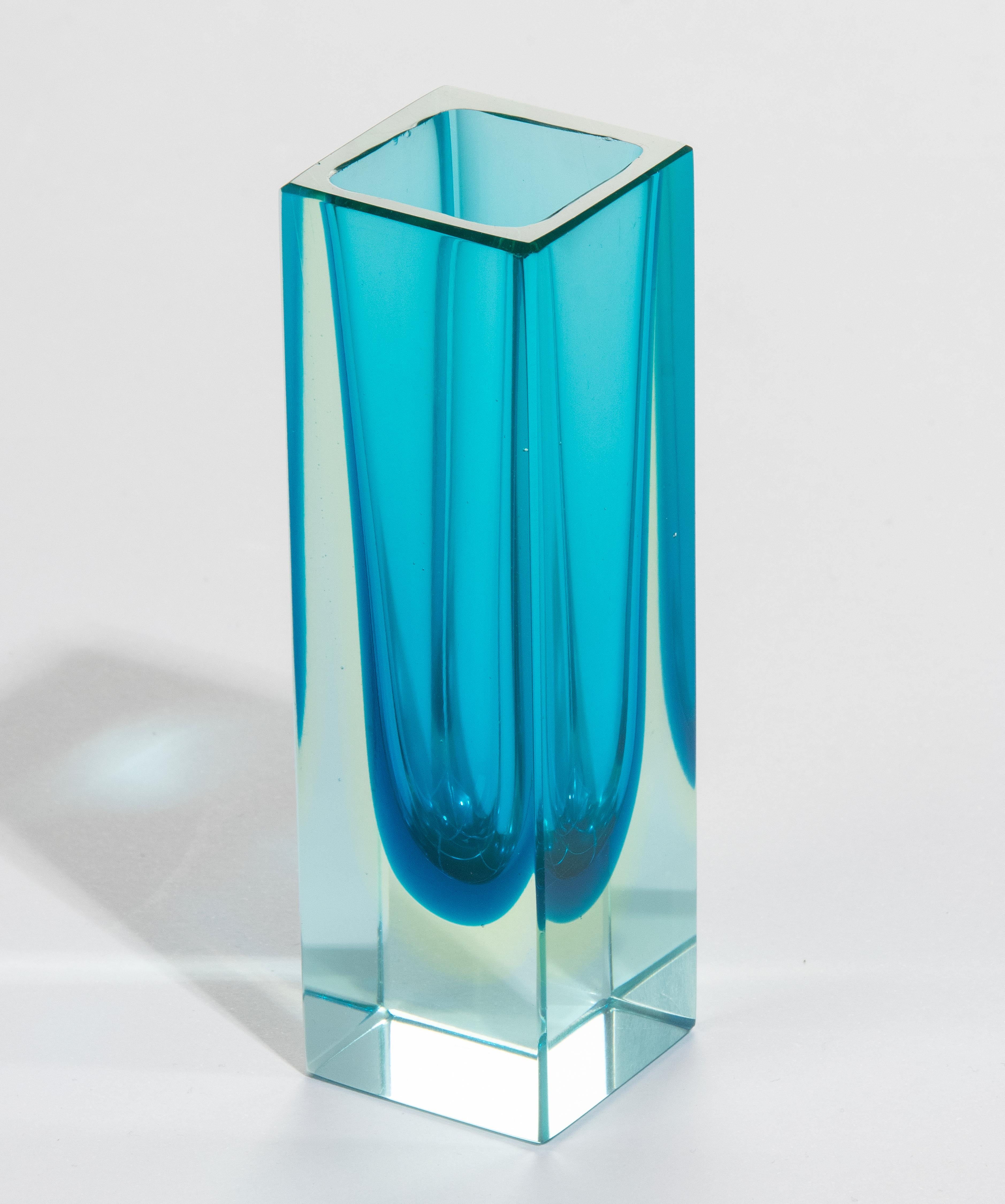 Mid-Century Modern Murano Art Glass Vase - Sommerso - Flavio Poli For Sale 3