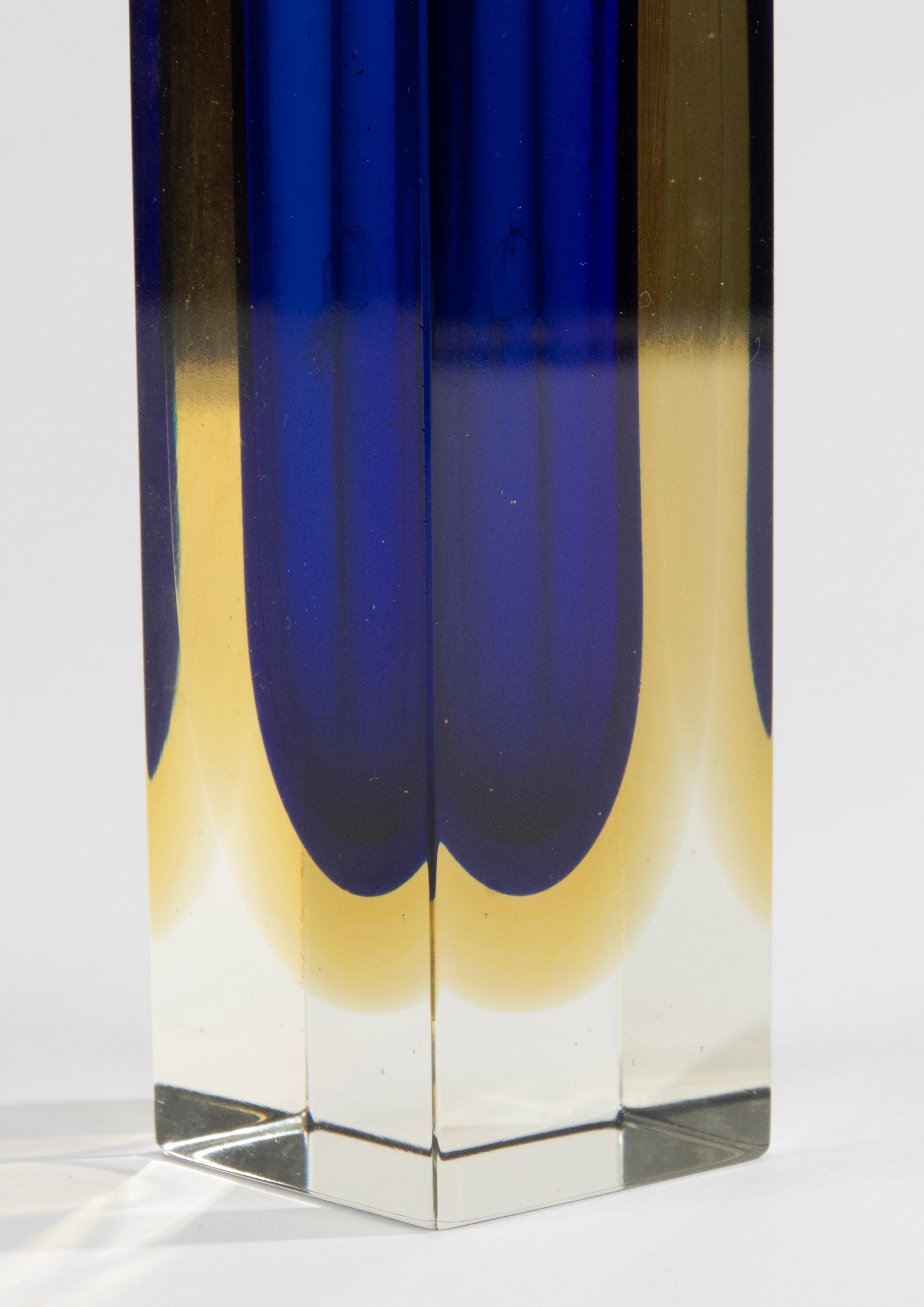 Mid-Century Modern Murano Art Glass Vase - Sommerso - Flavio Poli For Sale 3